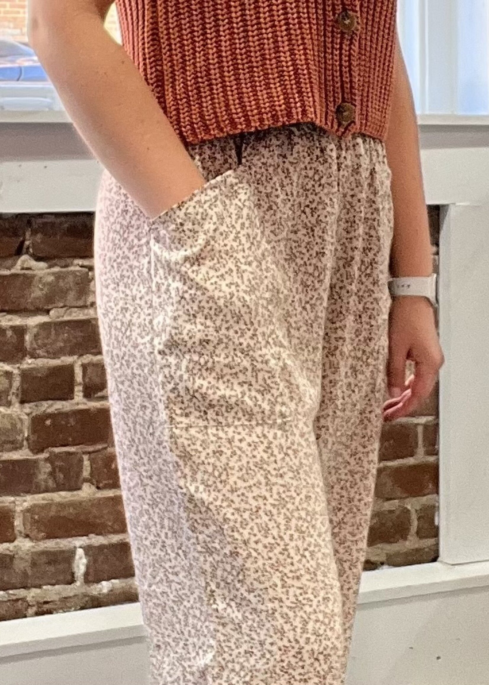 Bucketlist Light Taupe Petite Floral Jogger Pants