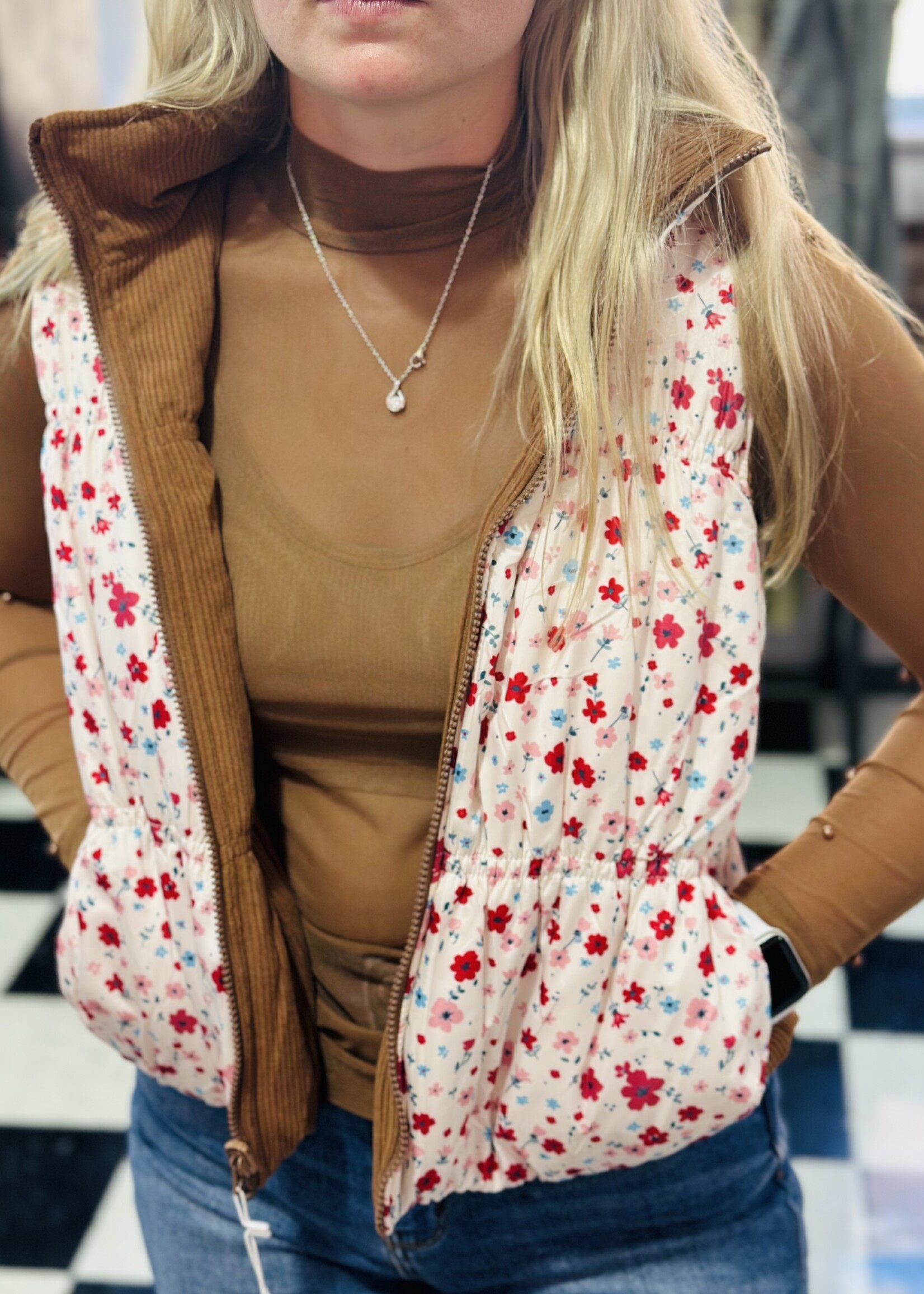 Grace+Emma Gillian Reversible Vest in Tan/Floral