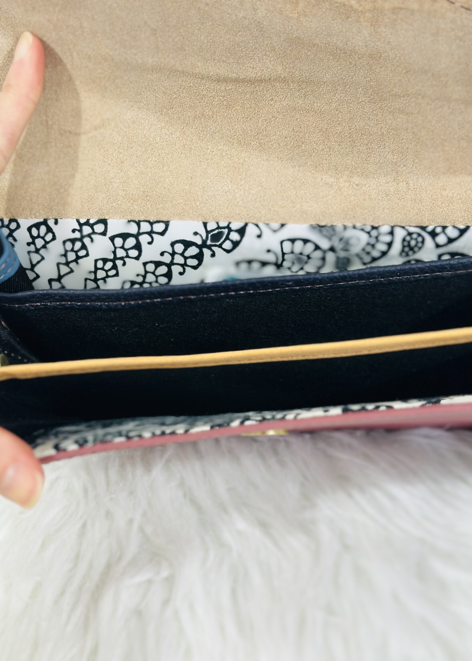 Soruka Beth Crossbody