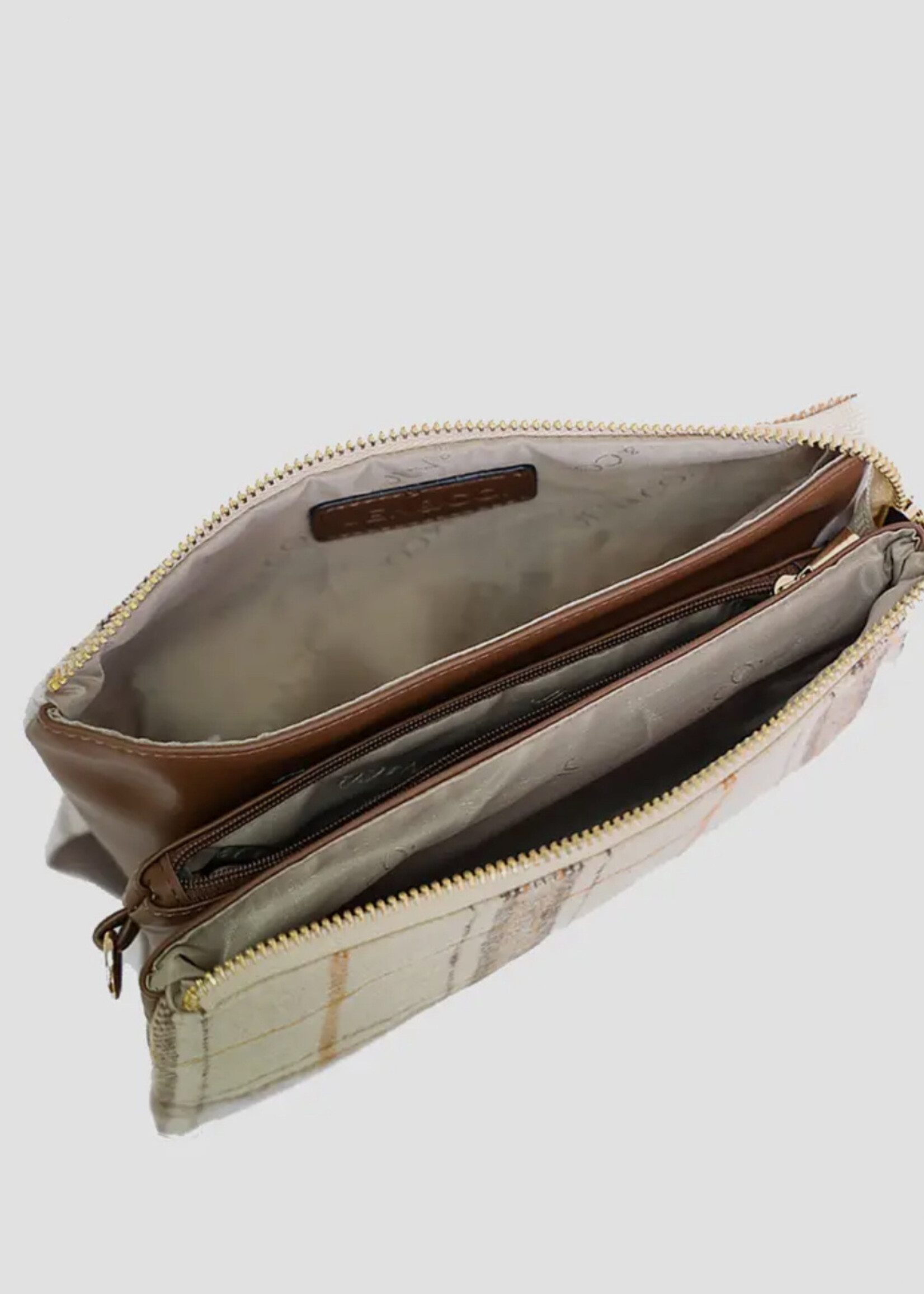 Jen & Co. Saddle Riley Clutch