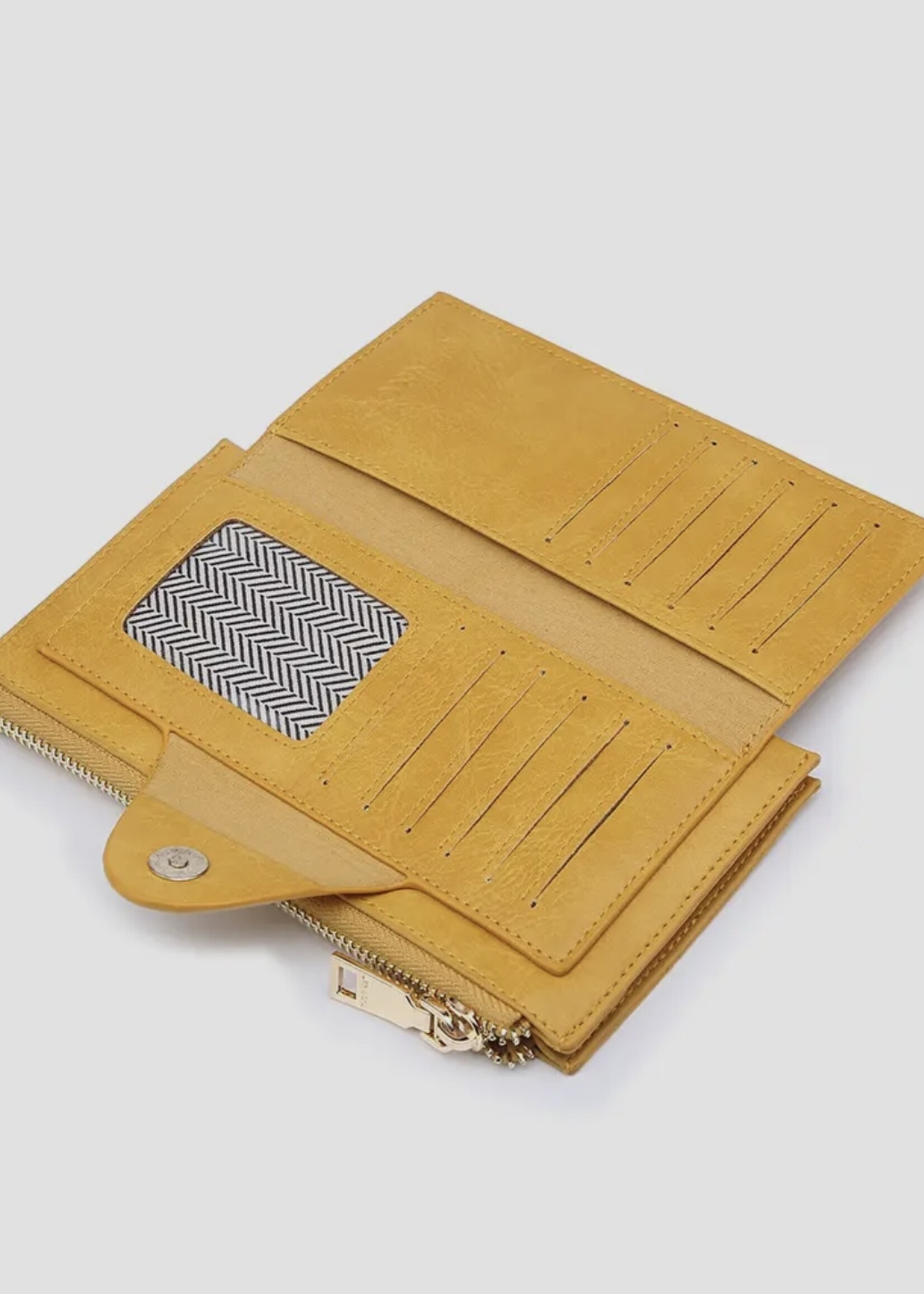 Jen & Co. Kyla Wallet in Brown