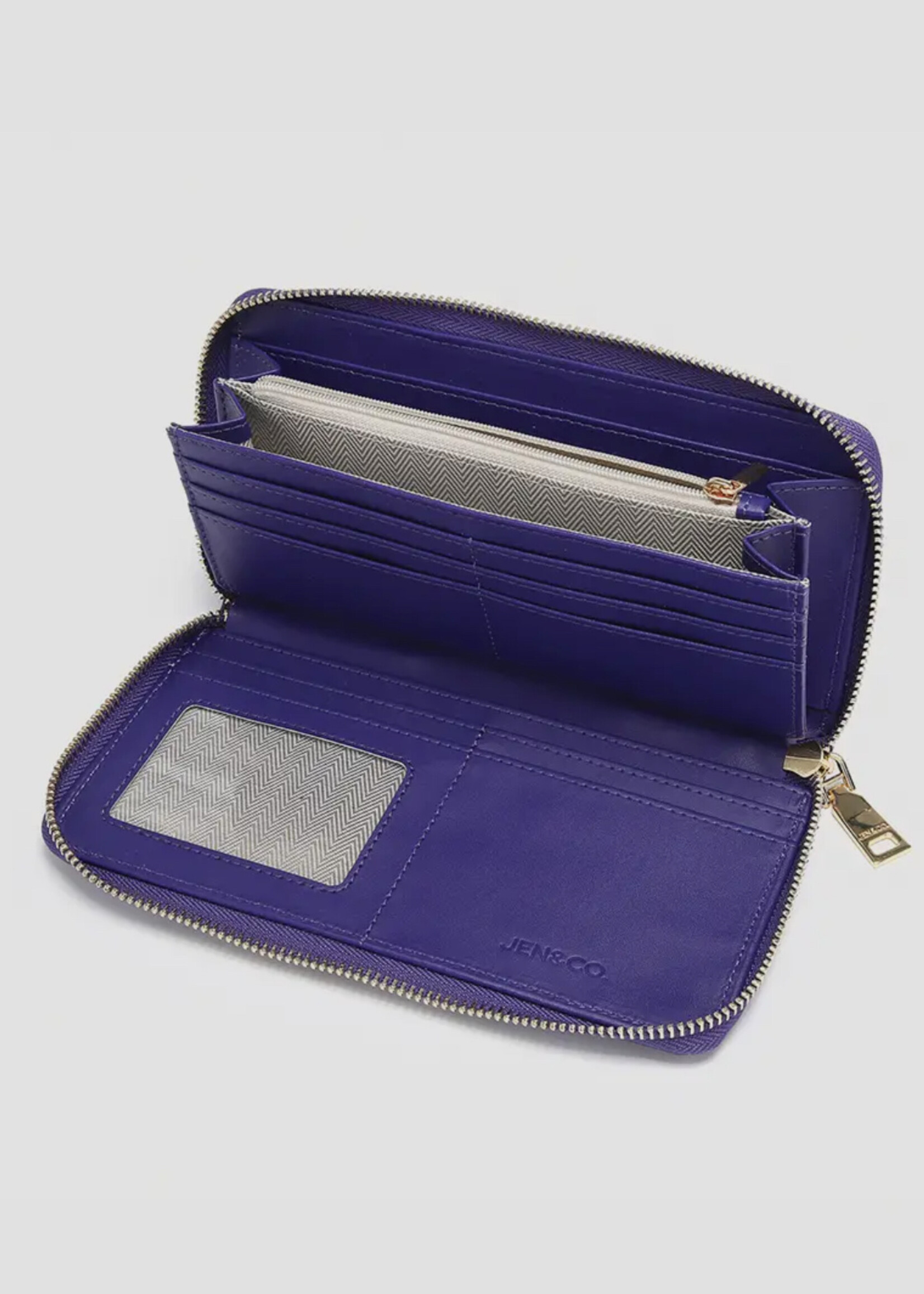 Jen & Co. Kylie Quilted Wallet in Sand