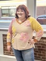 Sage & Fig Daisy Appliqué Top in Mushroom