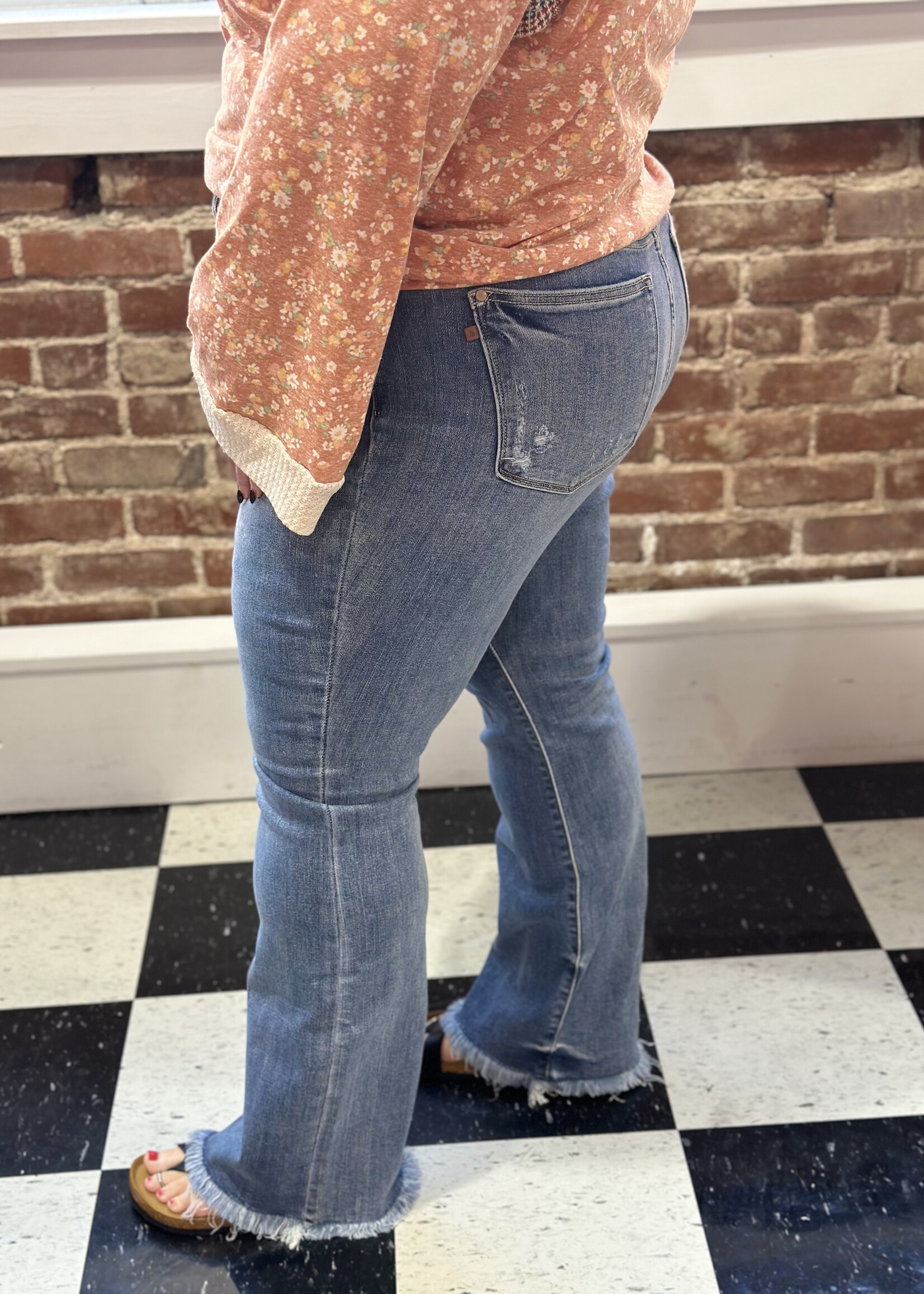 Judy Blue She’s Gone Bootcut Jeans