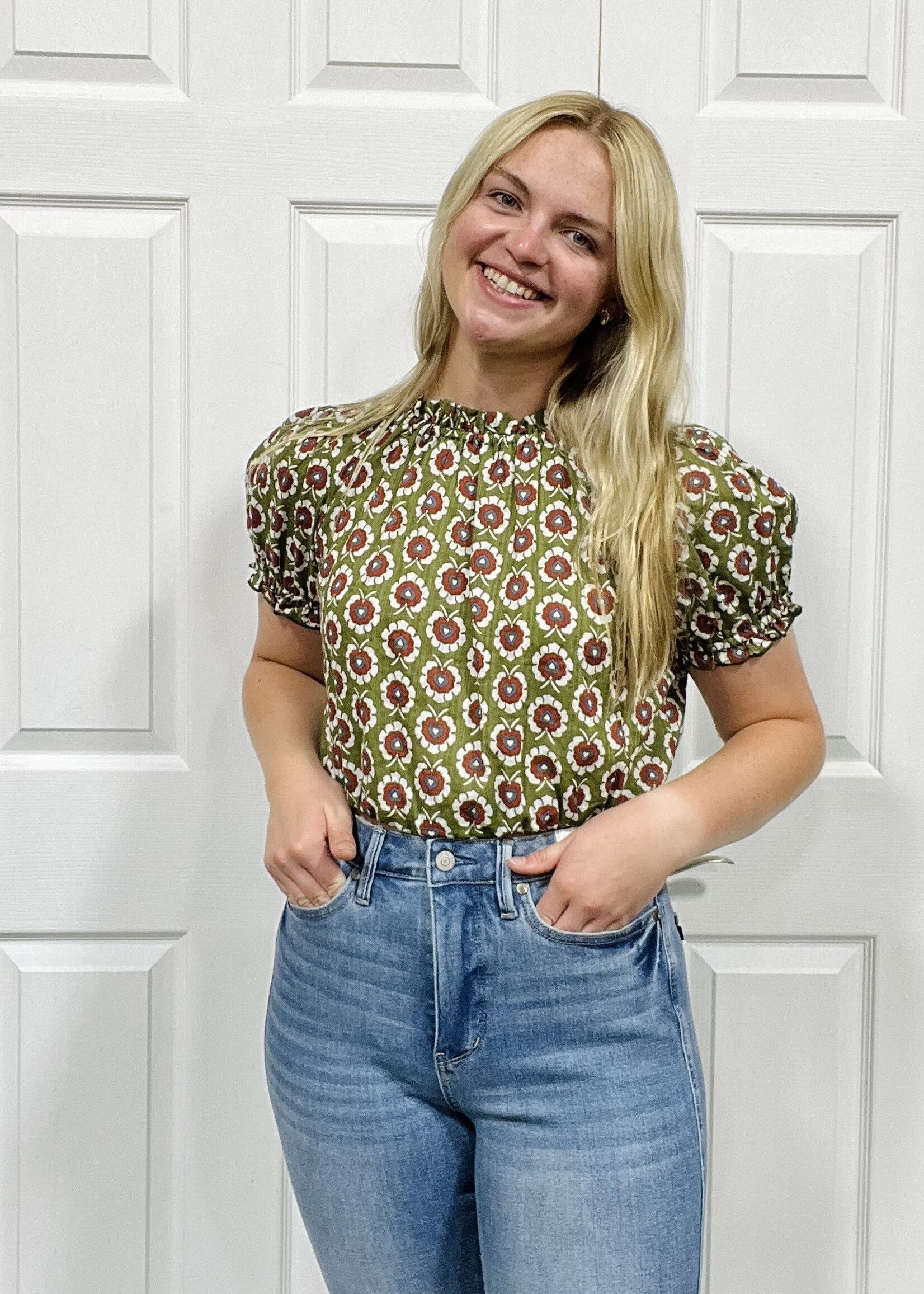 Bucketlist Olive Me Top