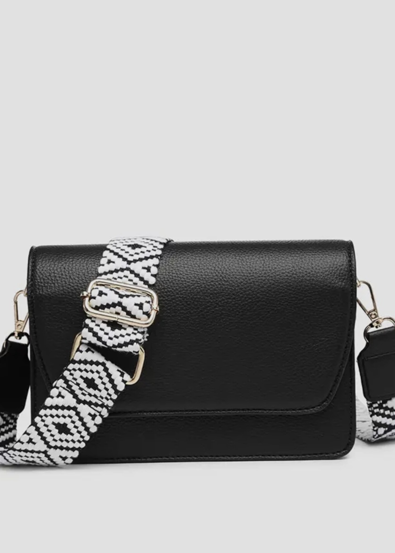 Jen & Co. The Noah Crossbody in Black