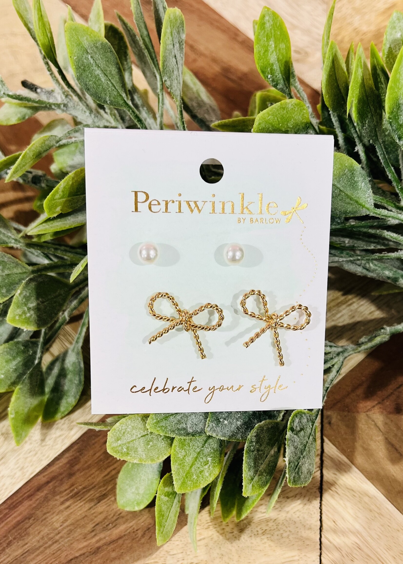 Pearl/Bow Stud Earring Set