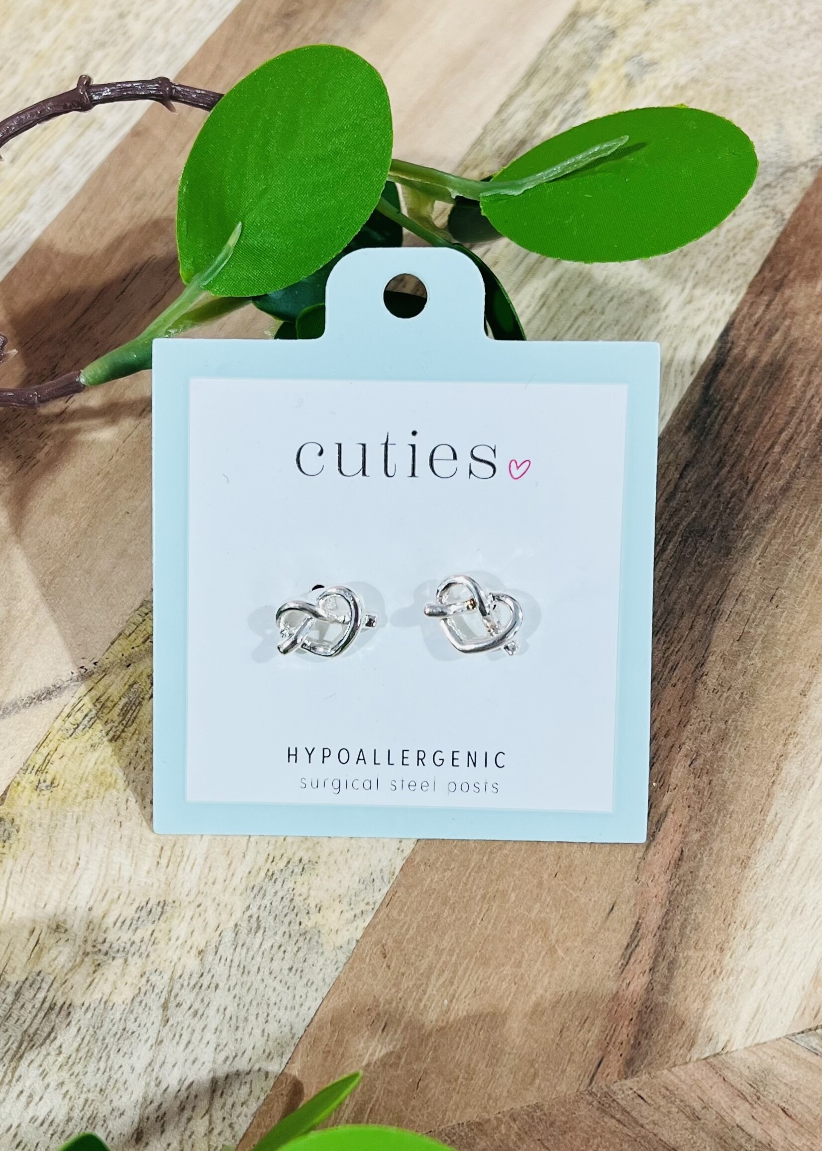 Periwinkle Silver Pretzel Heart Studs