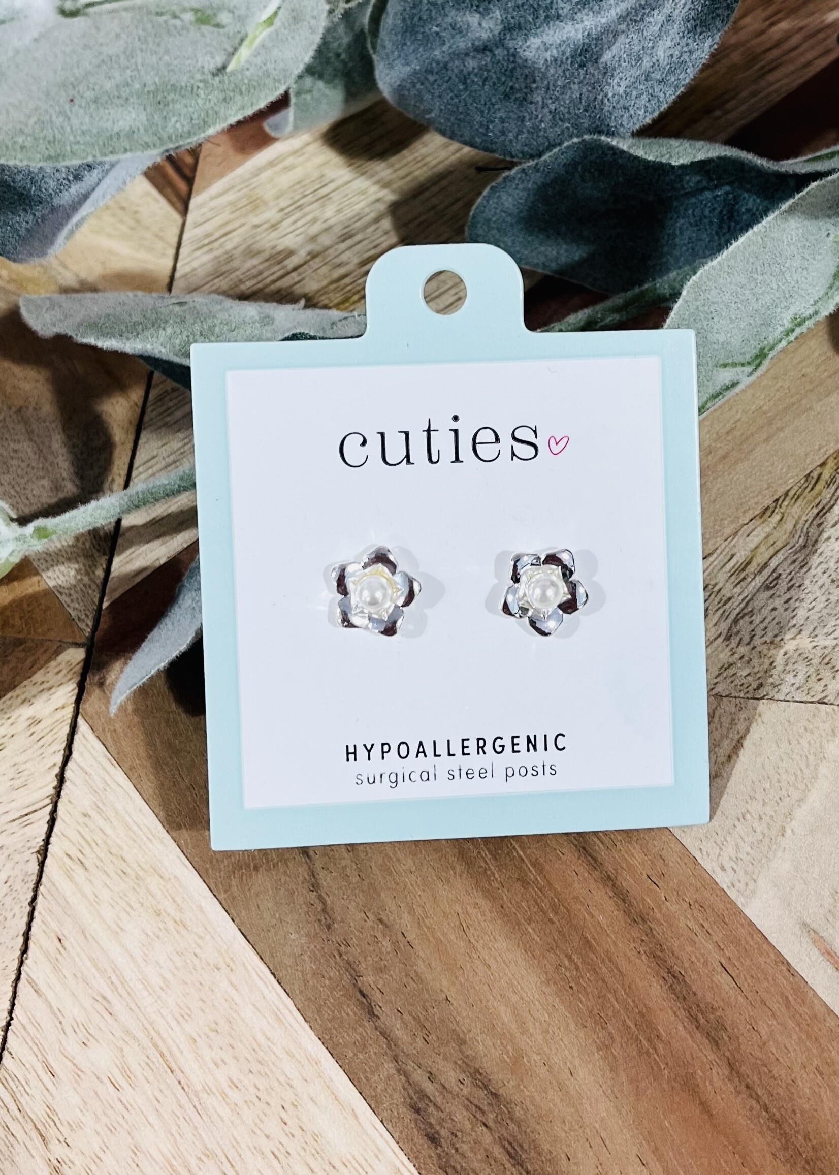 Silver Pearl Flower Studs