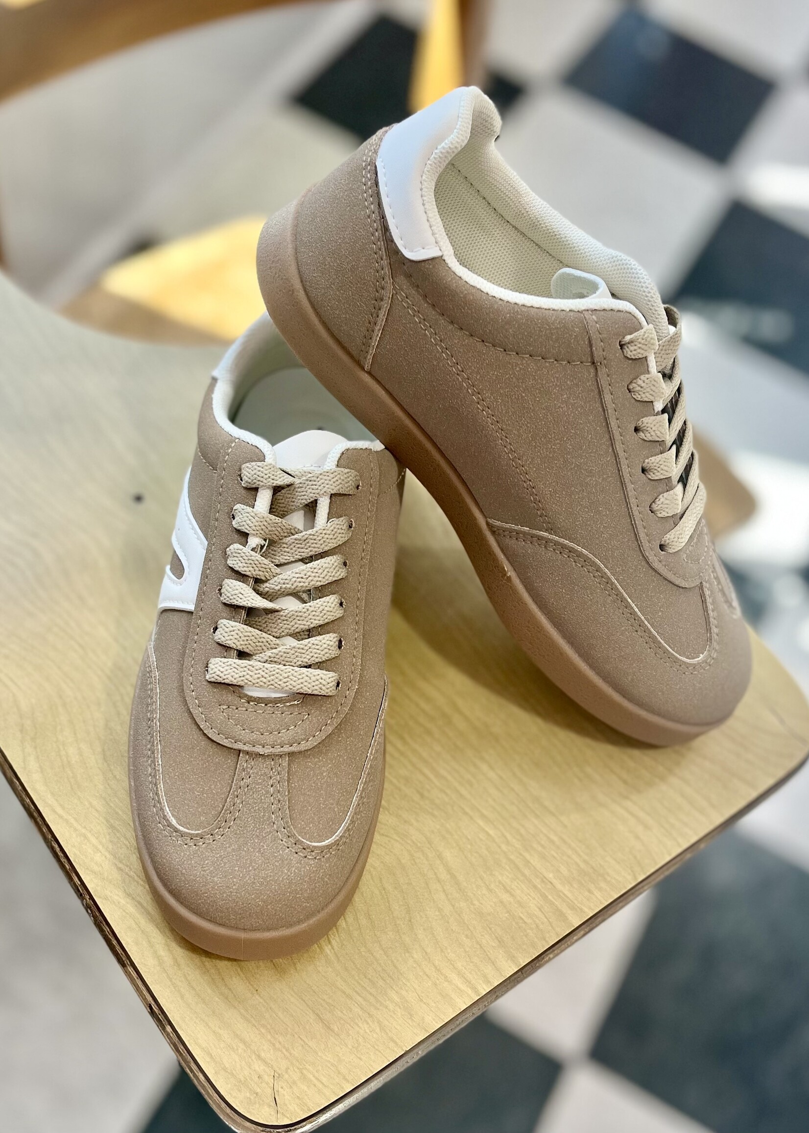 Very G Brown Retro Sneaker