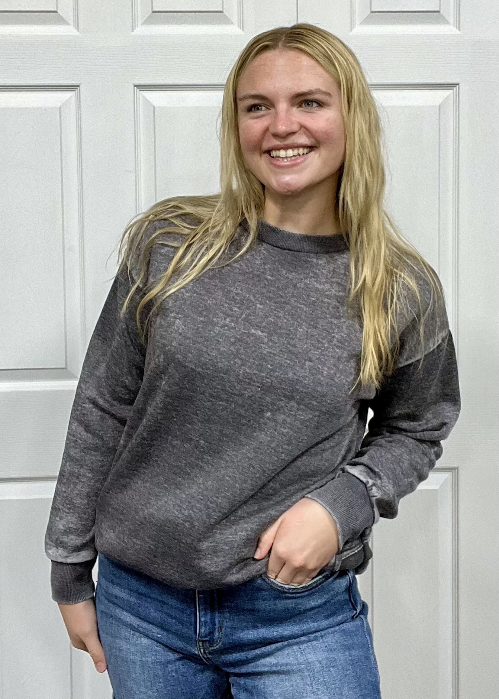 Southern Couture Comfy Round Here Pullover in Pepper