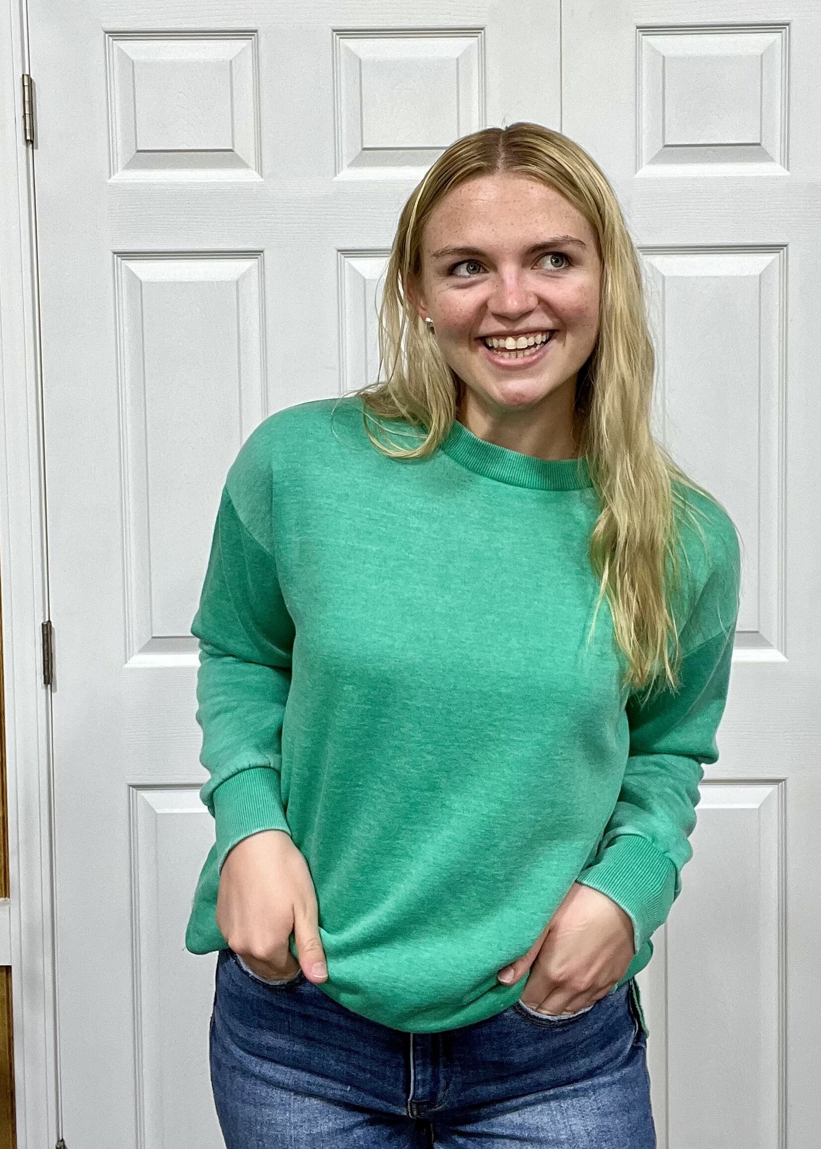 Southern Couture Comfy Round Here Pullover in Island Green