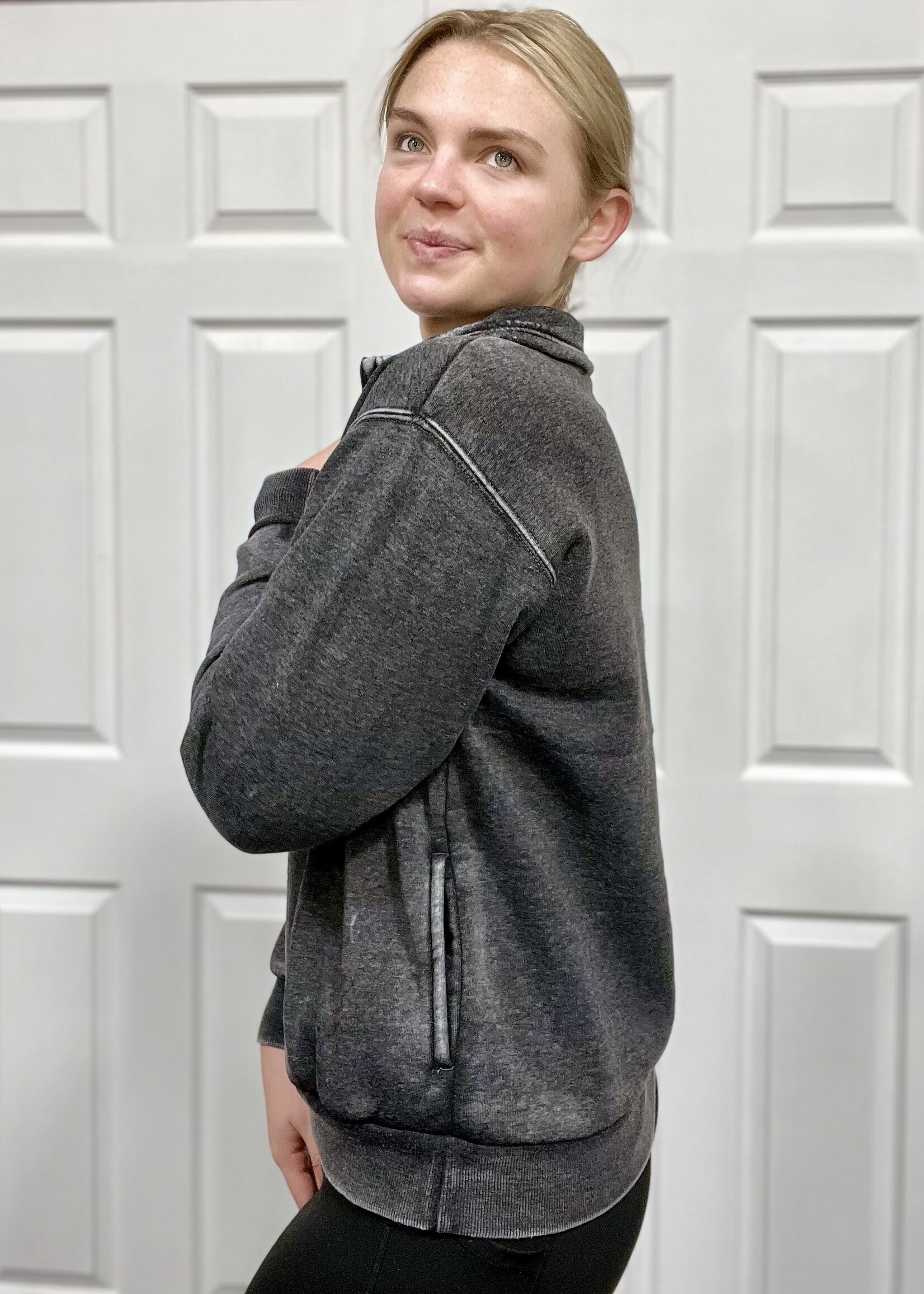 Charcoal Mineral Wash 1/2 Zip Pullover