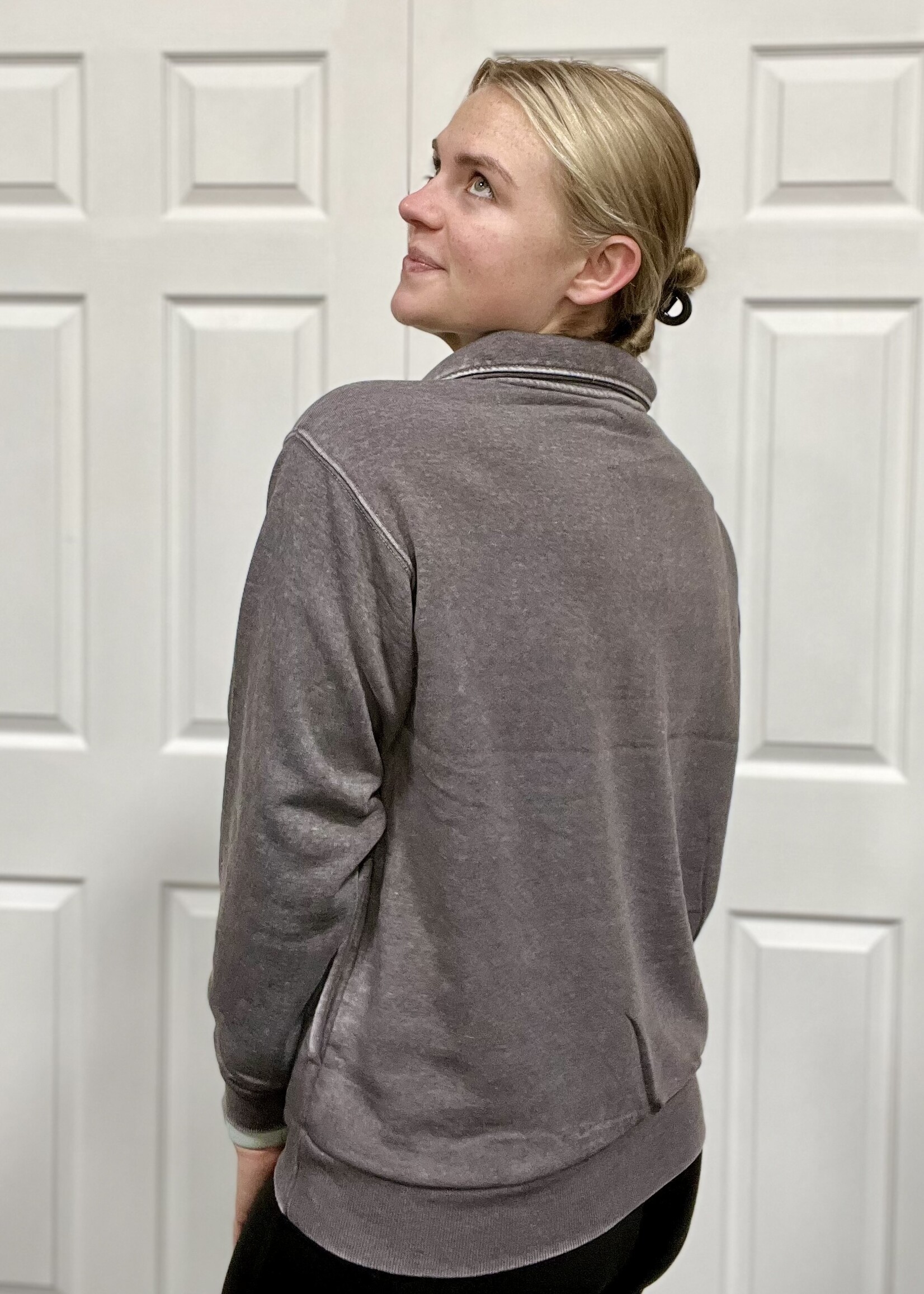 Grey Mineral Wash 1/2 Zip Pullover