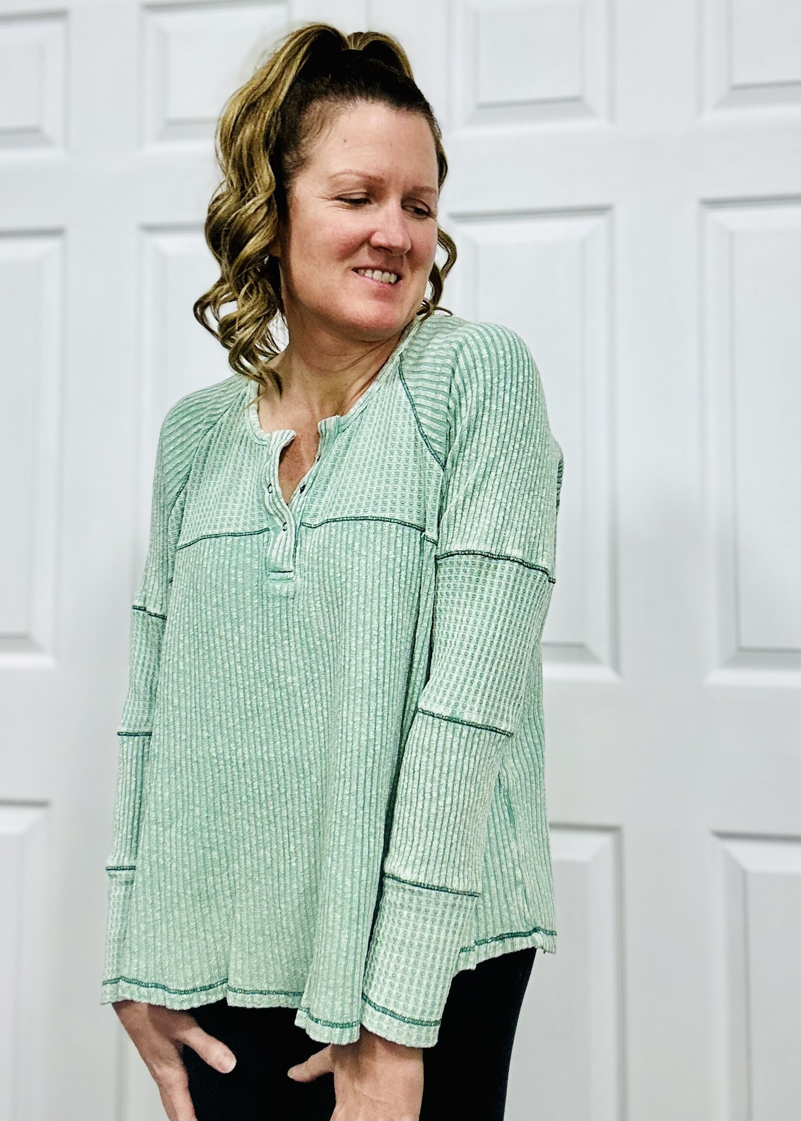 Easel Sage Thermal Henley