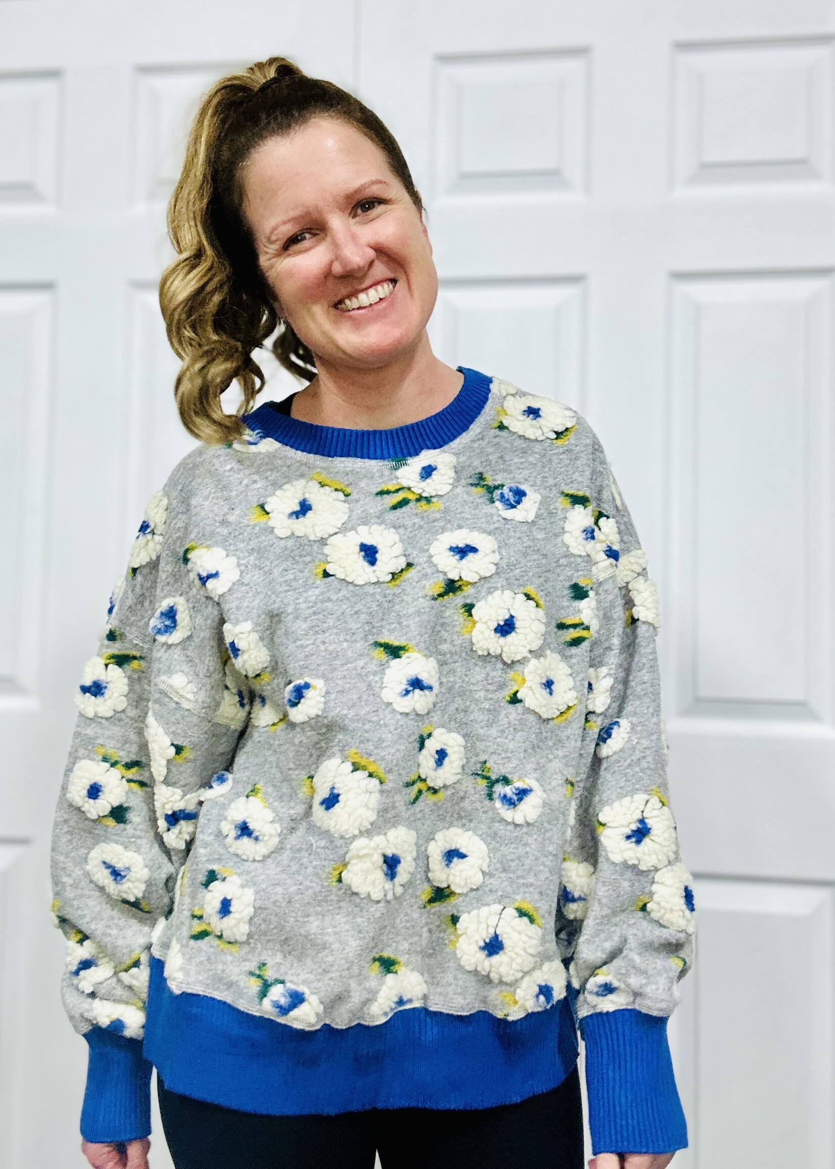 Easel Flower Patch Sweater