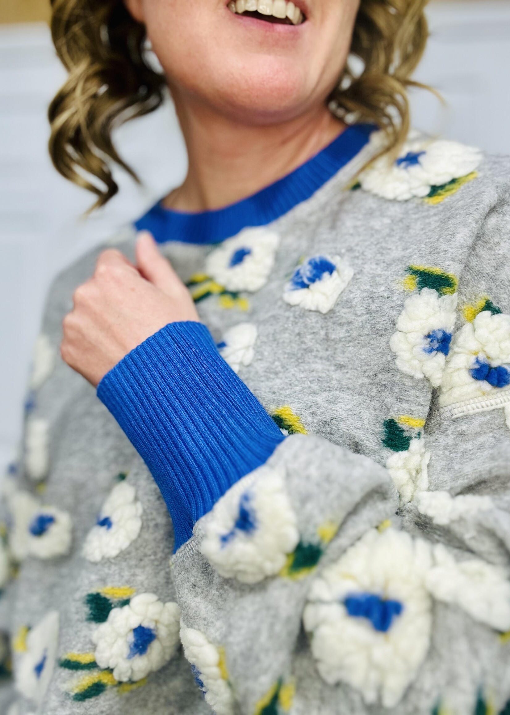 Easel Flower Patch Sweater