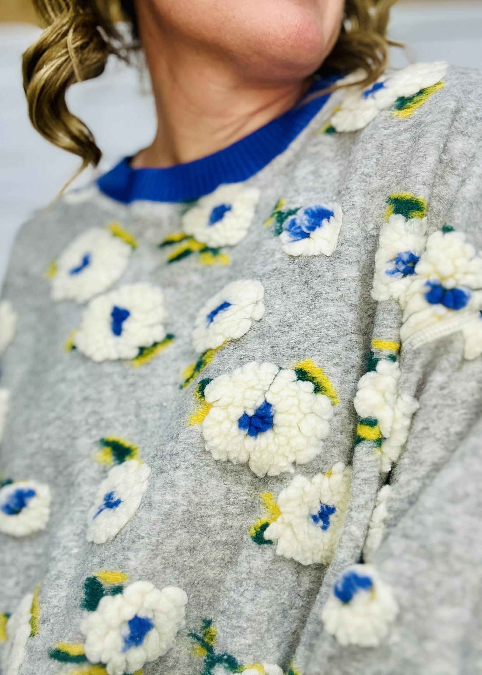 Easel Flower Patch Sweater