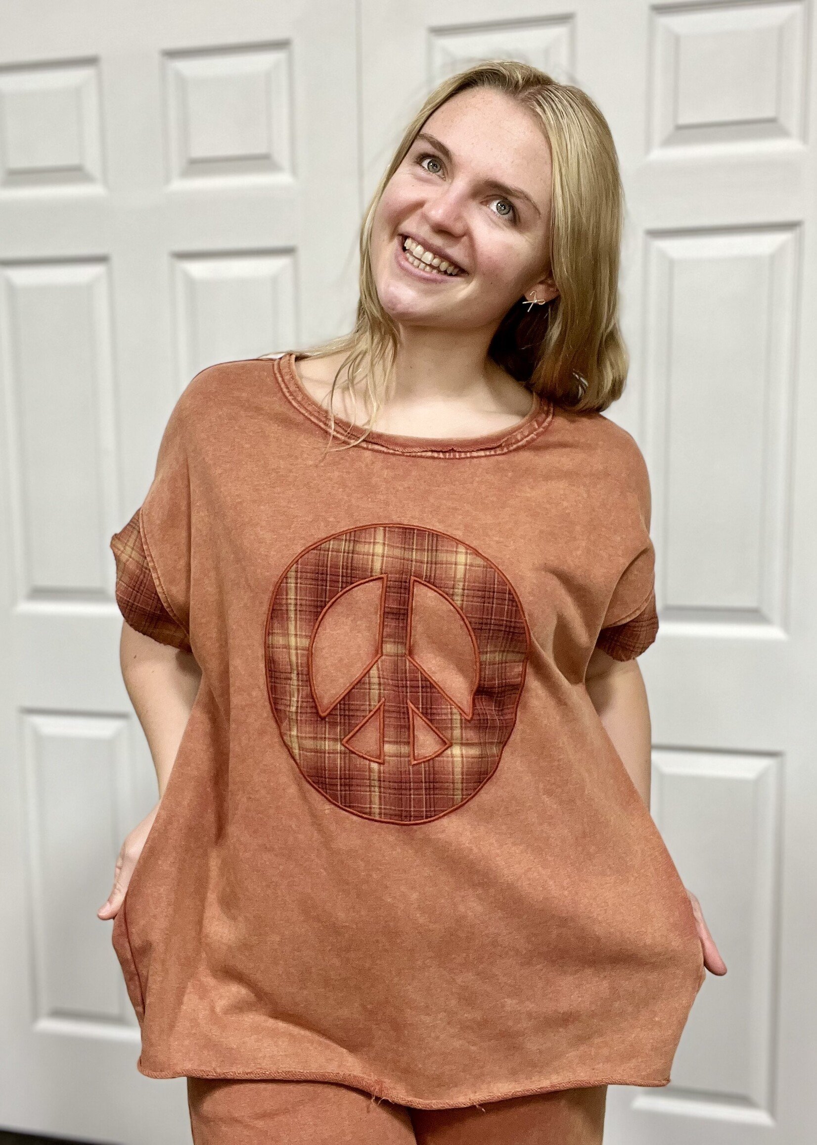 Rust Mineral Washed Peace Top