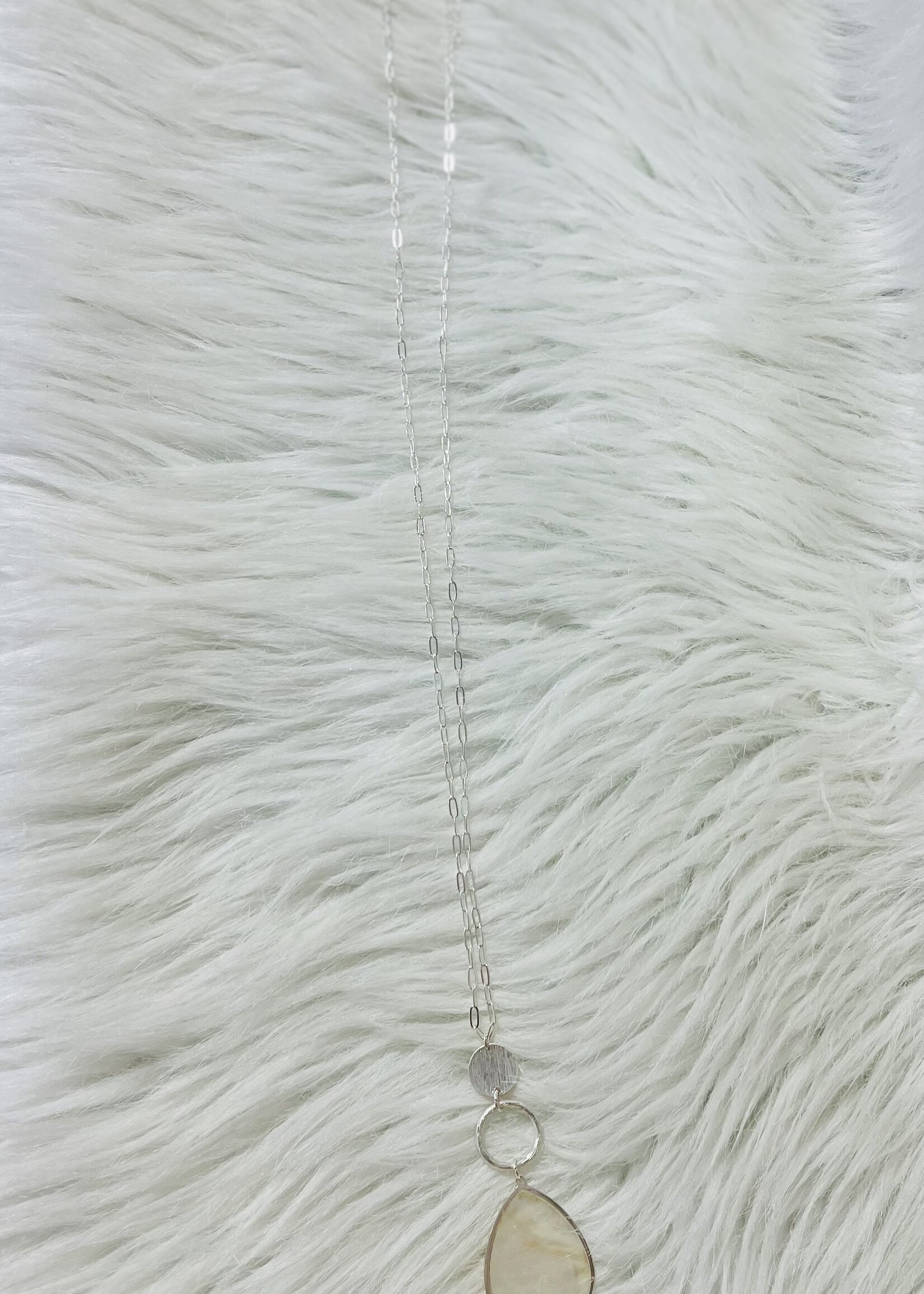 Silver Pearl Teardrop Pendant Necklace