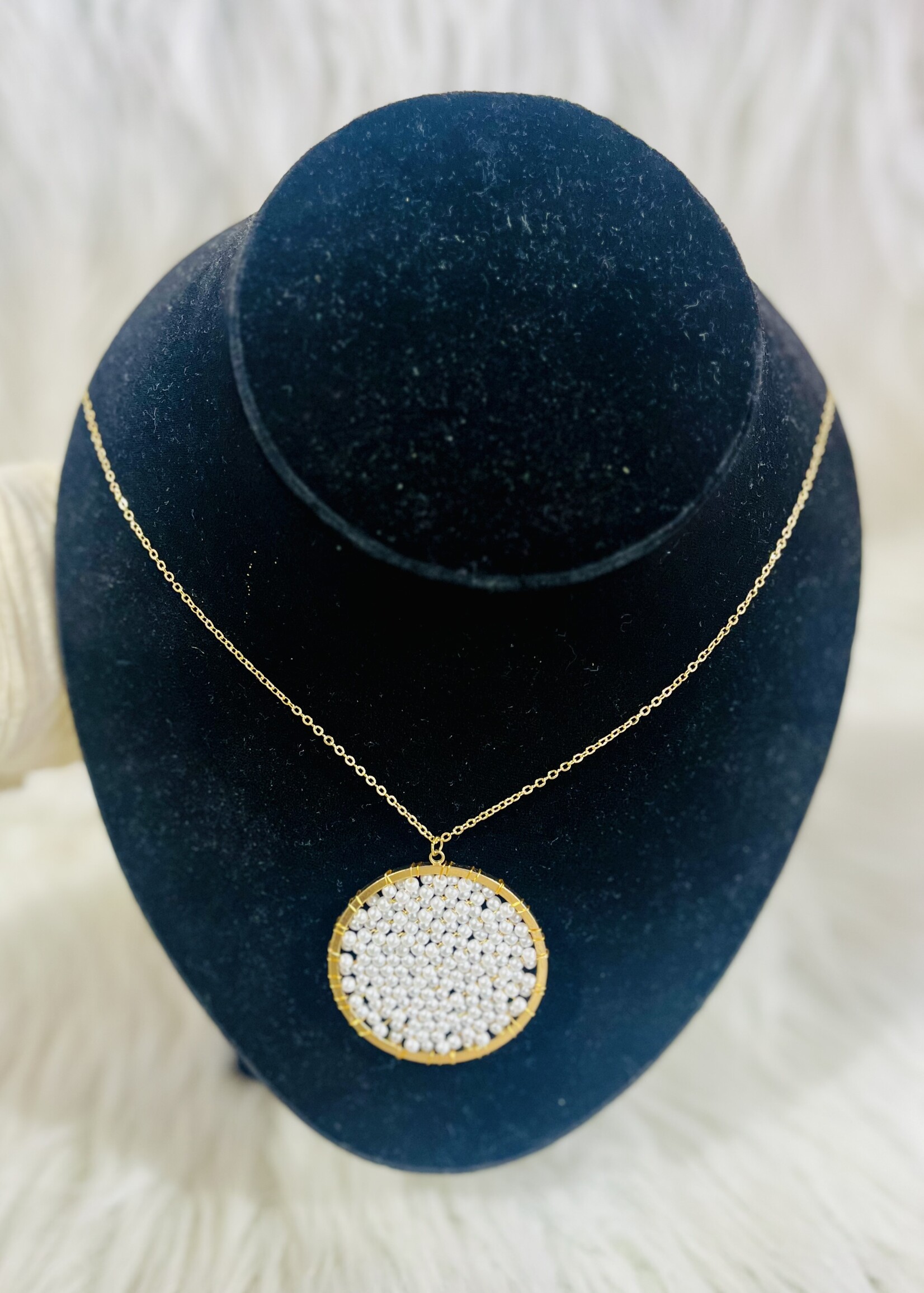 Pearl Disc Pendant Necklace