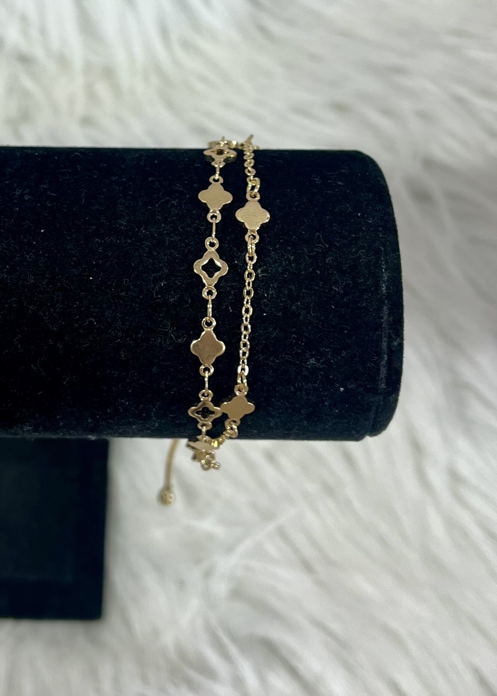 Periwinkle Small Clover Bracelet