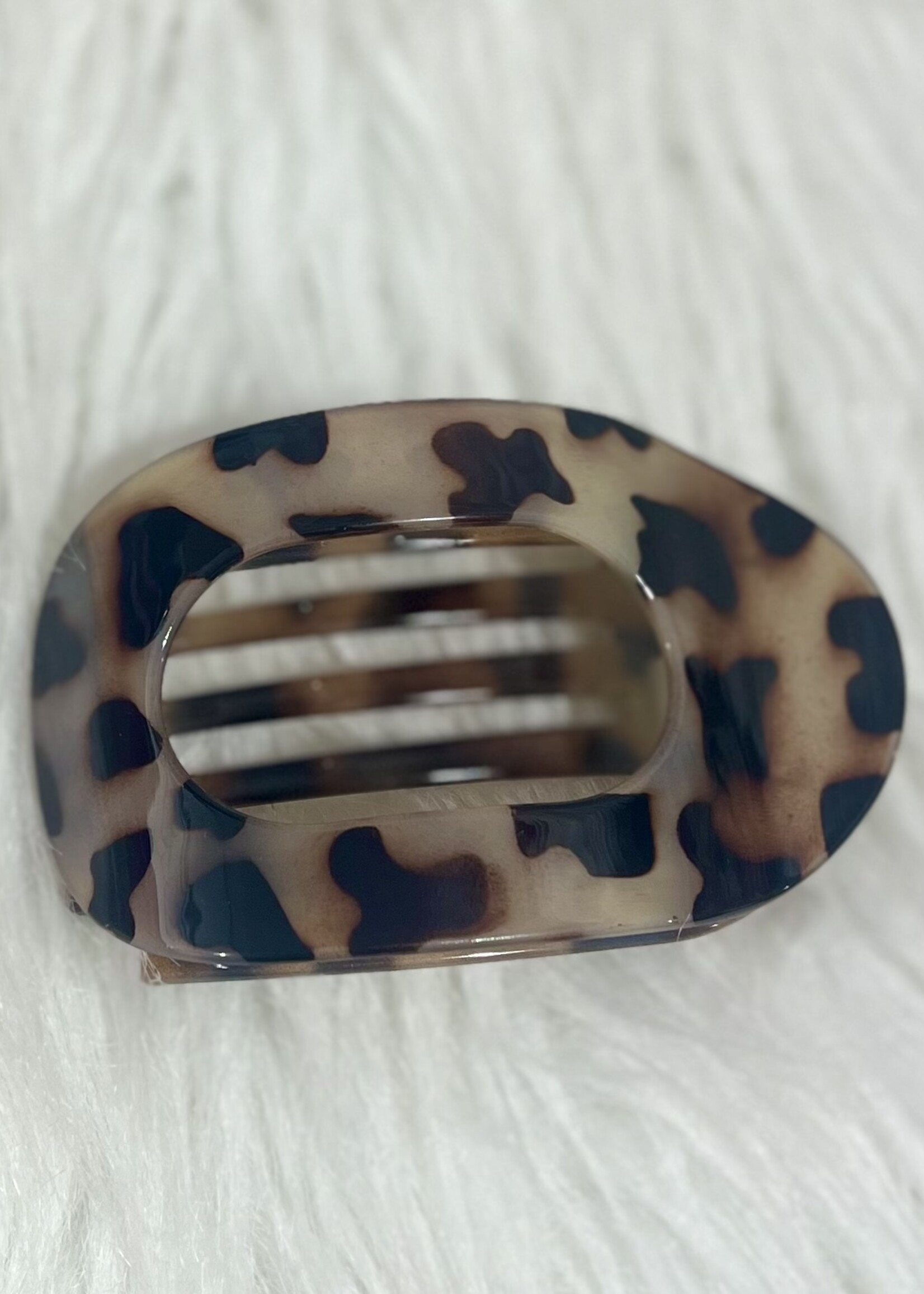 White Leopard Oval Flat Hair Clip