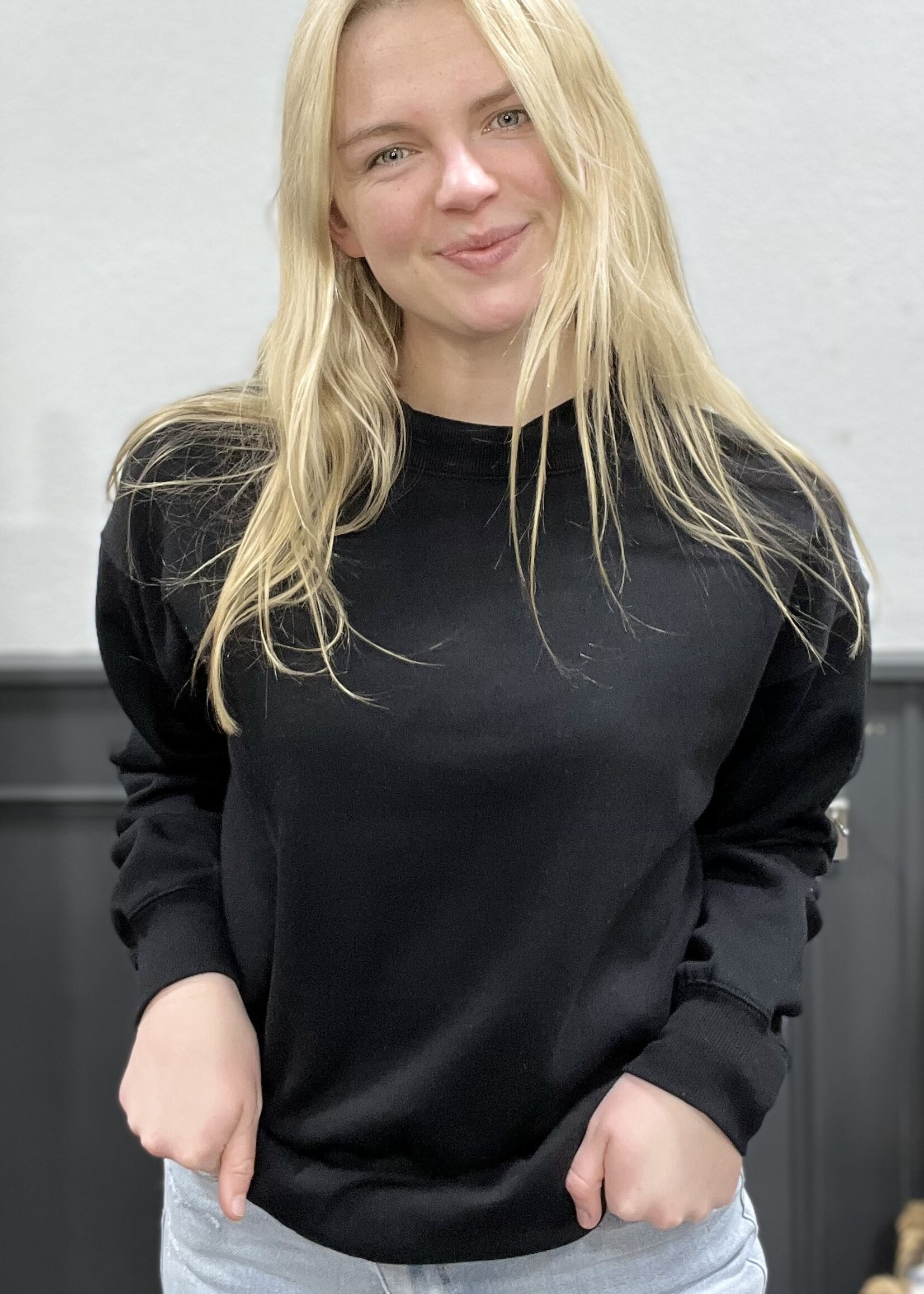 Mock Neck Pullover in Black