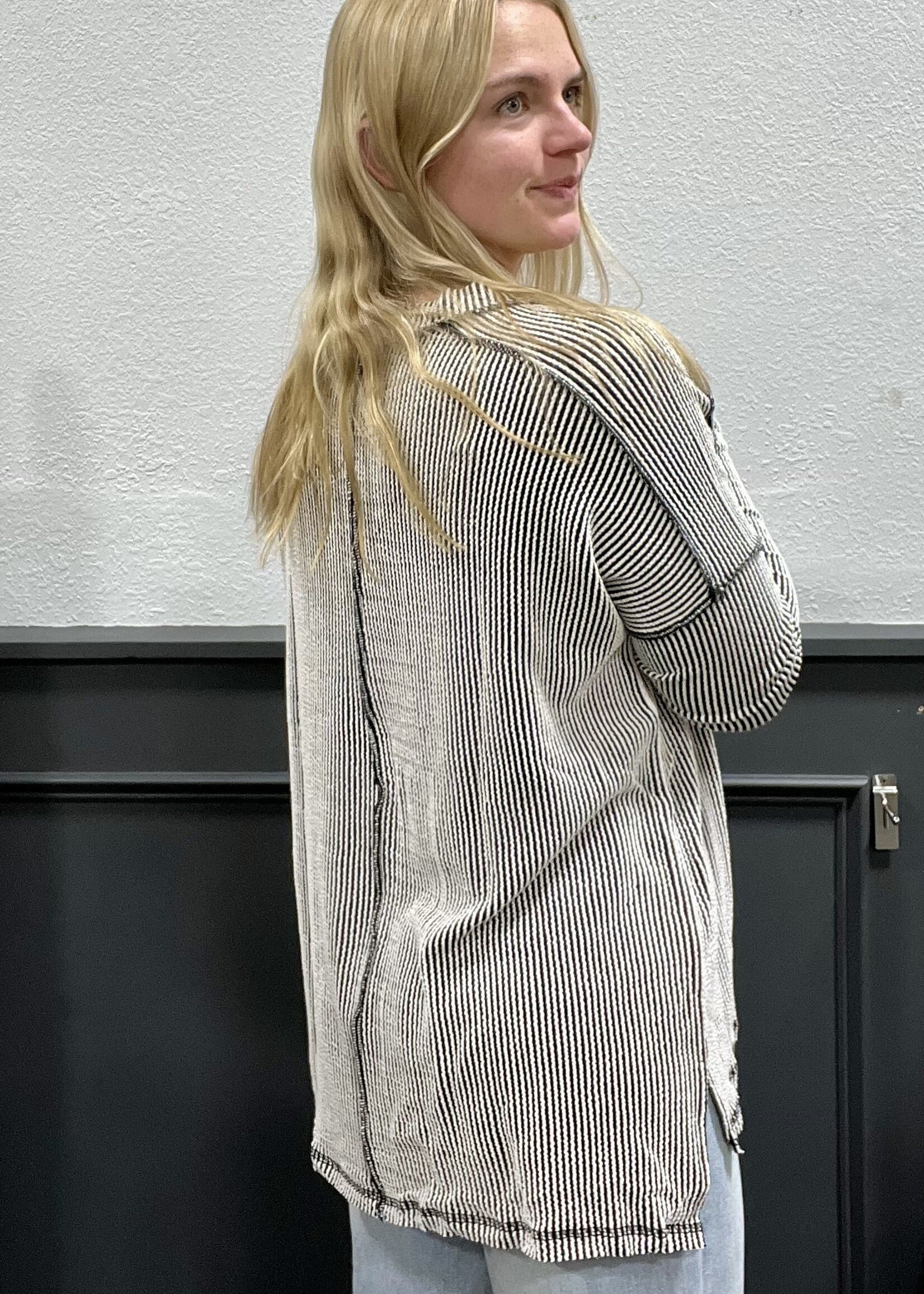 Black/White V-Neck Ribbed Top