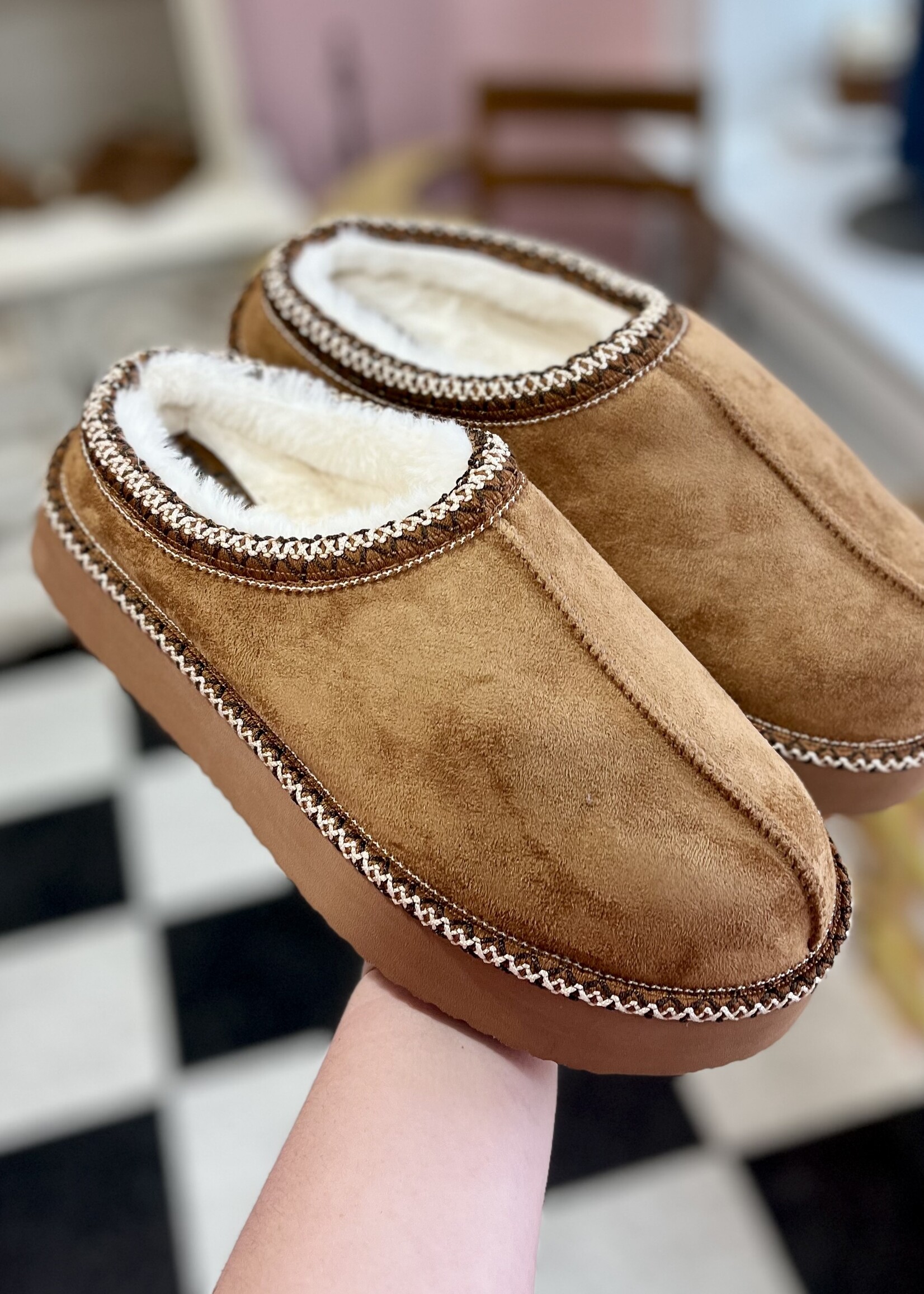 Very G Christy Mule in Tan