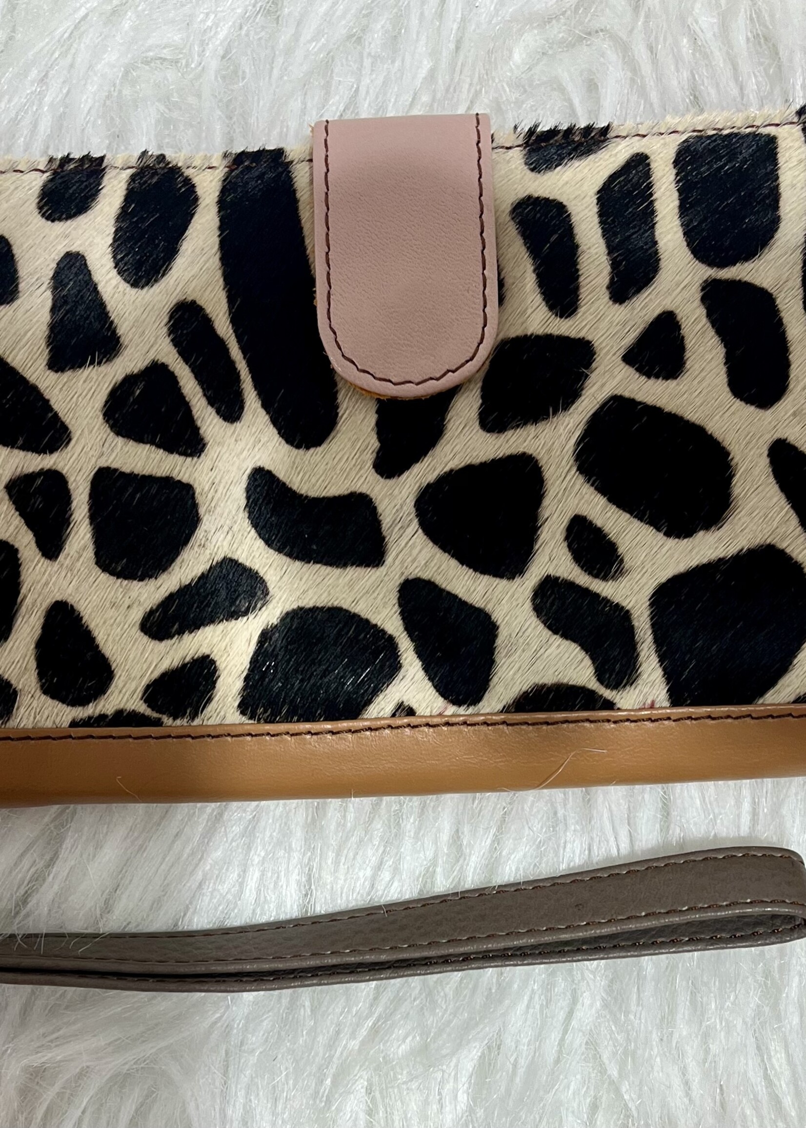 Soruka Tarik’s Clutch Wallet