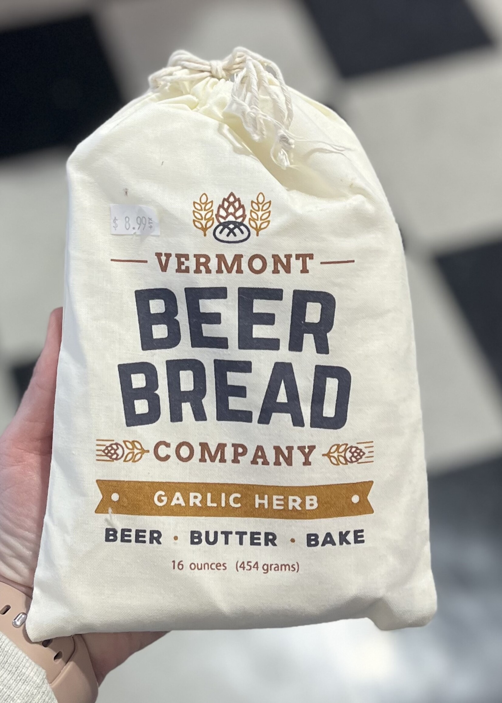 Halladay’s Harvest Barn Vermont Beer Bread Mix-Garlic Herb