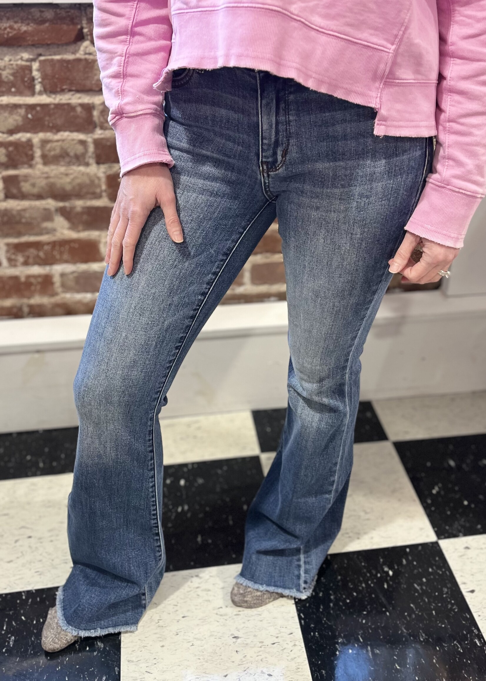 Judy Blue Feeling Flared Jeans