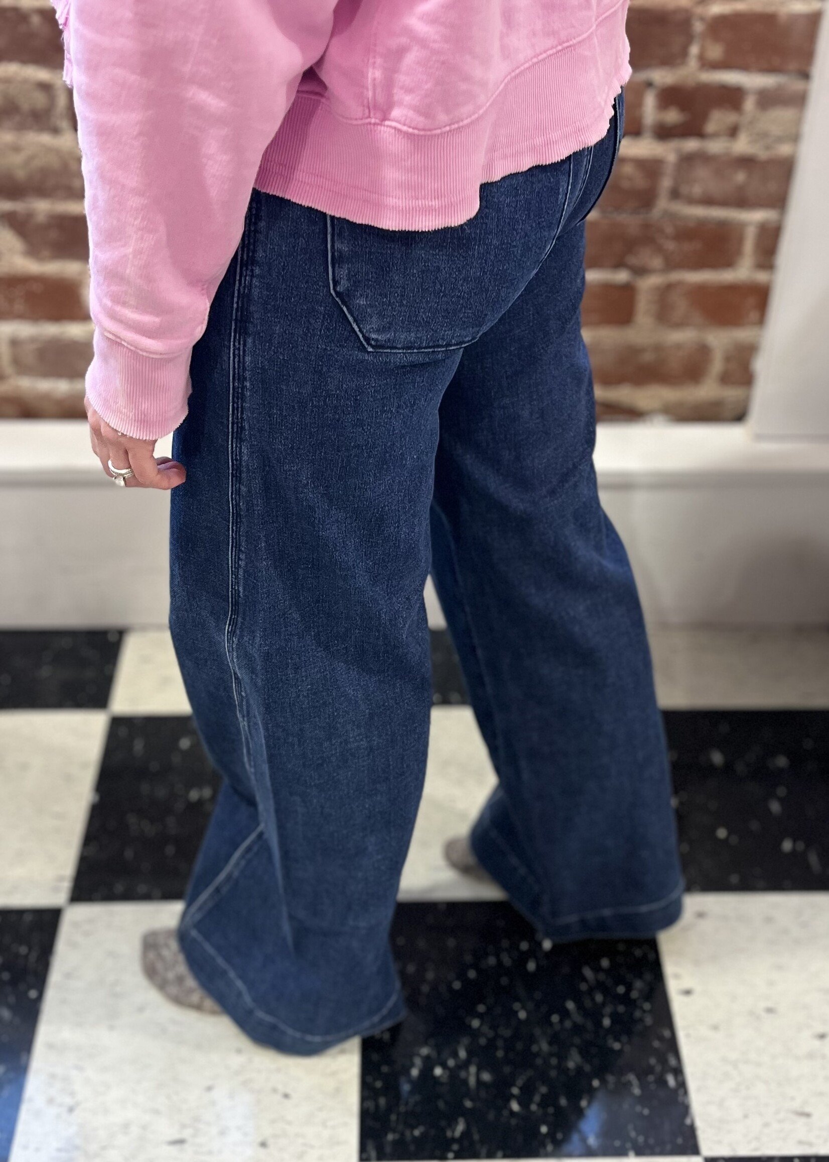 Judy Blue Totally Twisted Over You Jeans