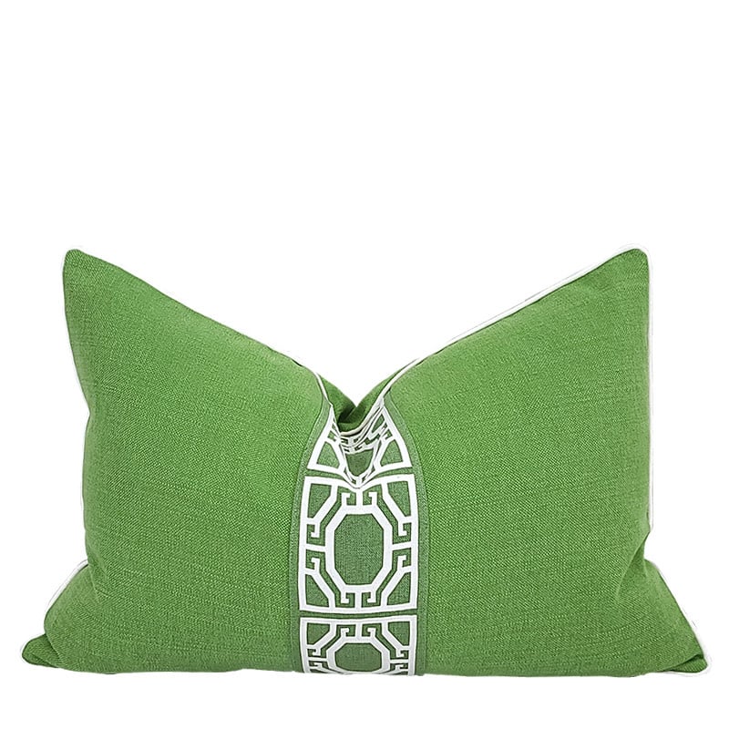 Charleston Collection Gatehouse Pillow / Spring 16"X20"