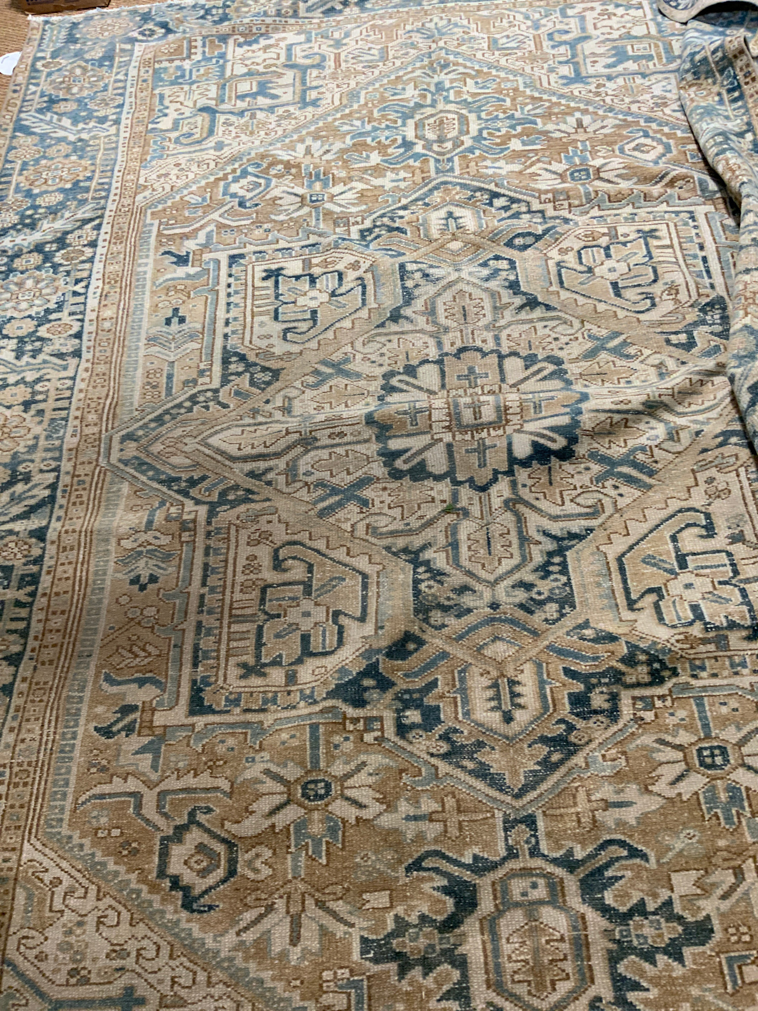 Heriz Rug 10'10" X 7' 9"