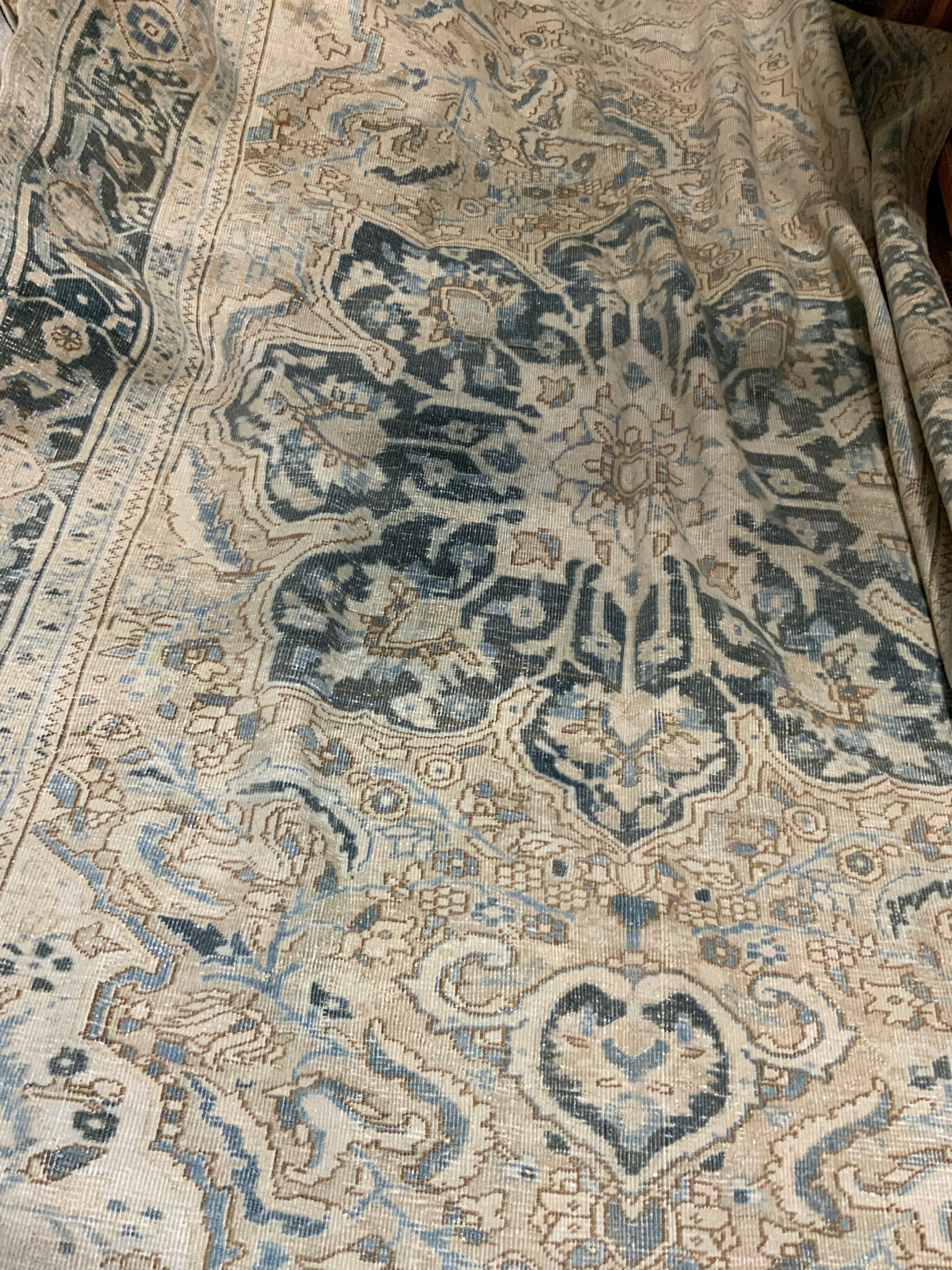 Heriz Rug 11' 5" X 8' 2"
