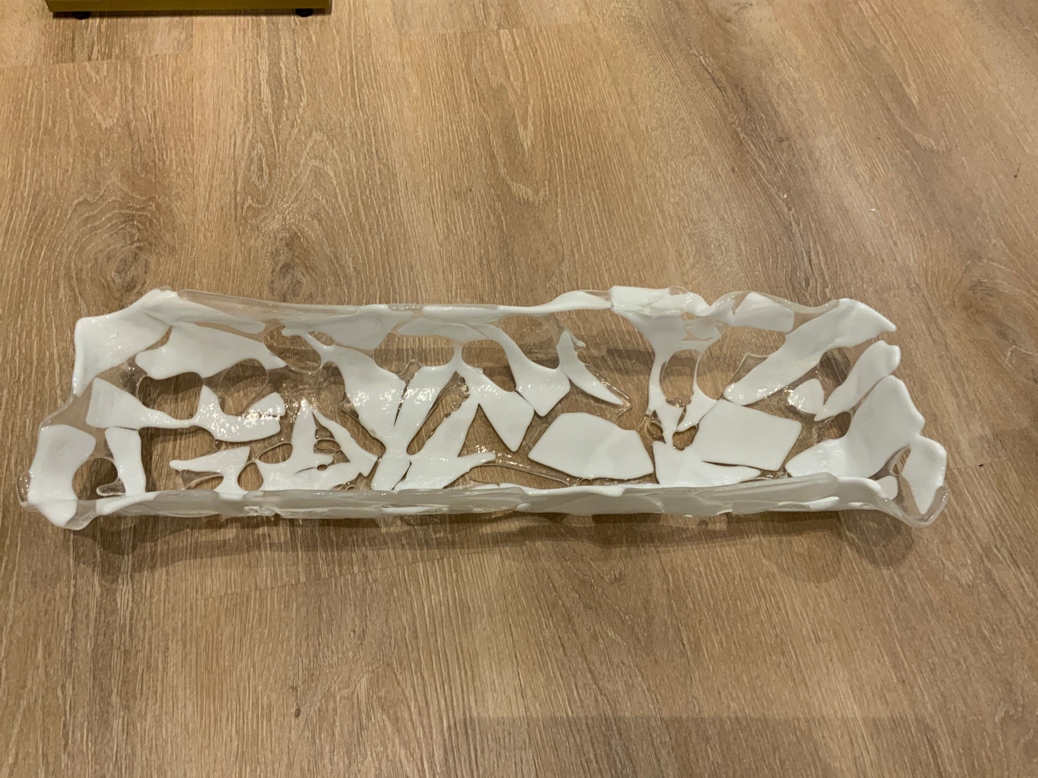 White/Clear Canoe 7"x22"