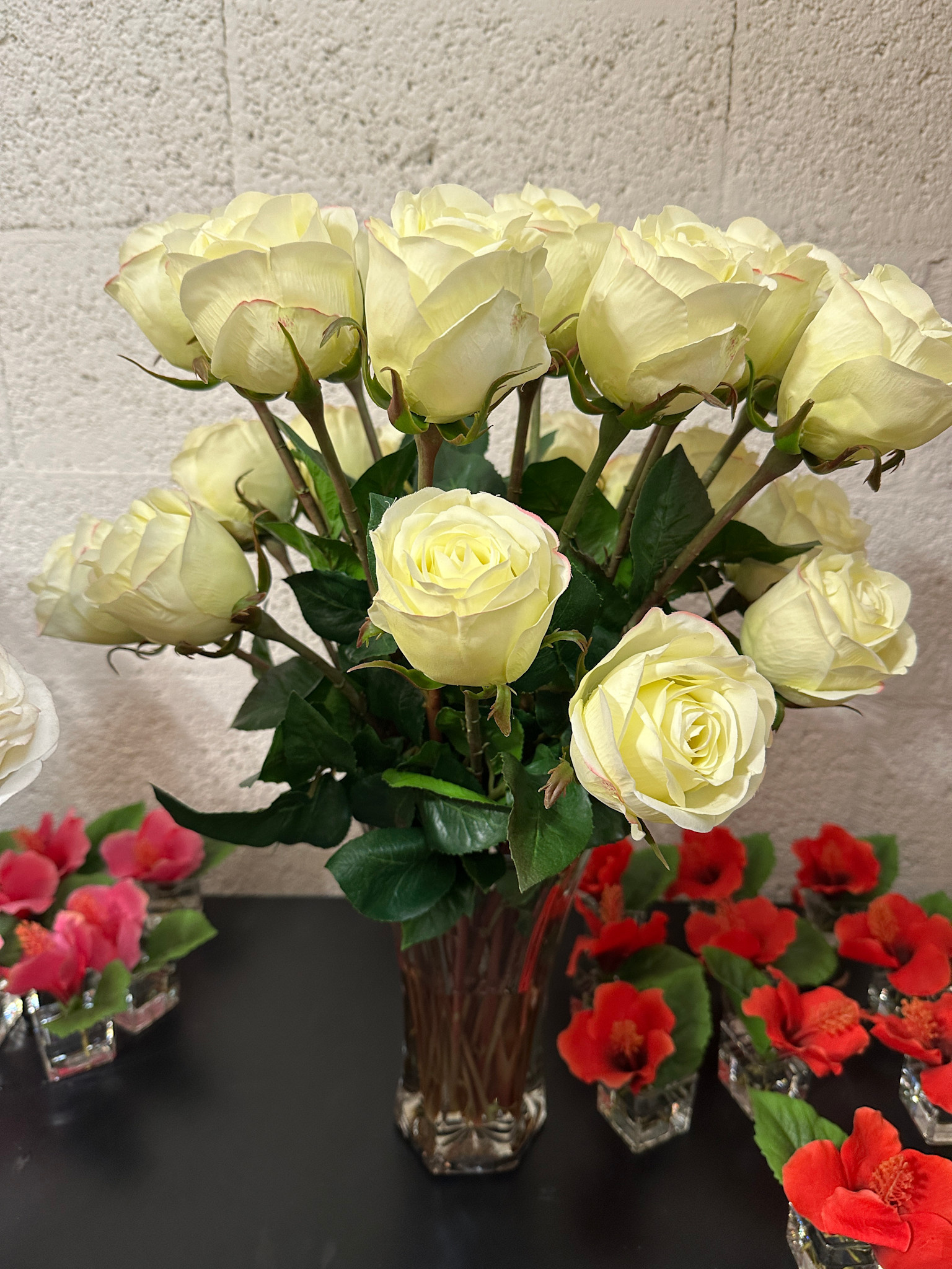 2 Dozen Long Stem Roses in Flared Vase (Light Green)
