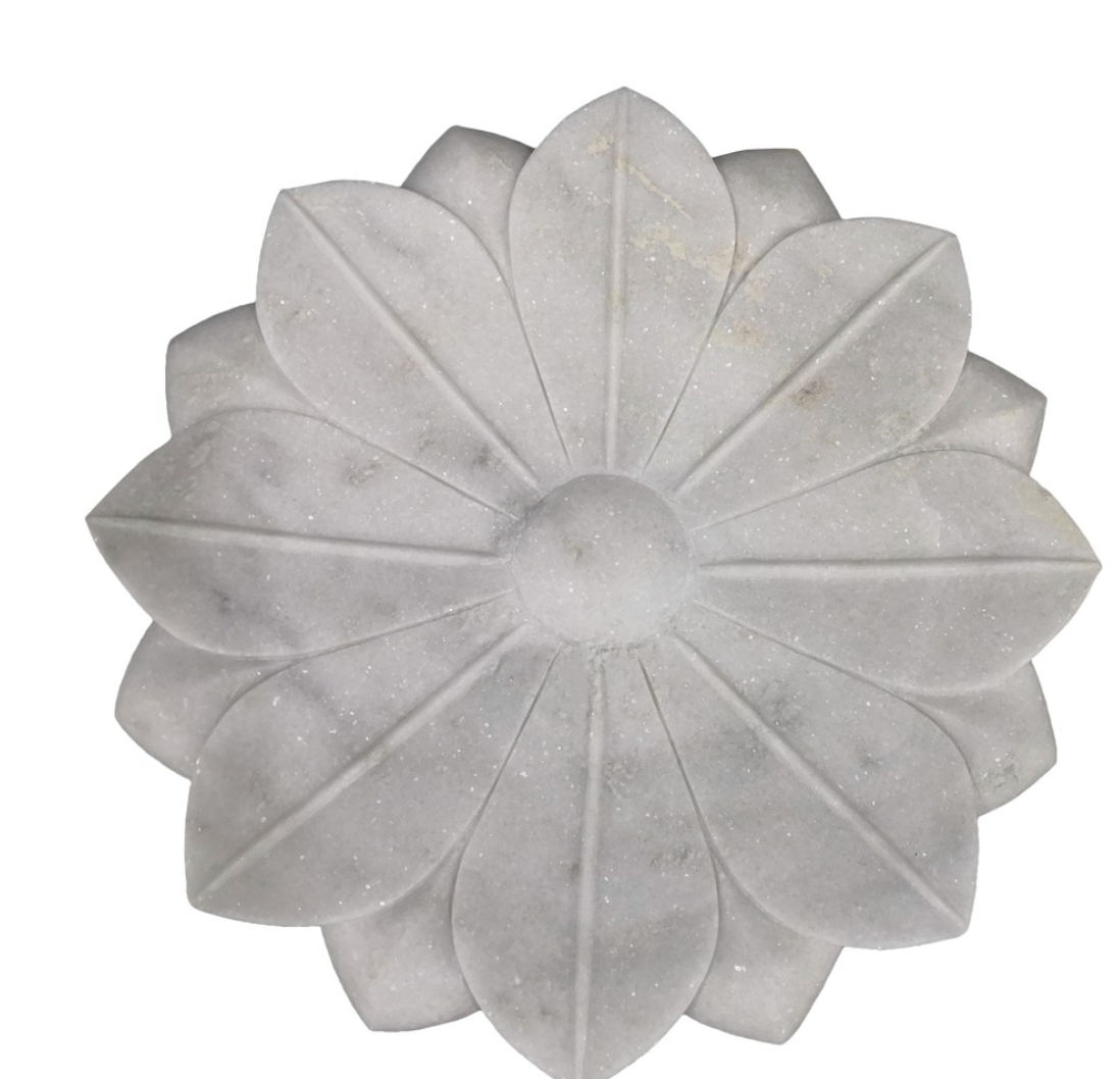 Flower Plate (L) w) 24″ x (d) 24″ x (h) 4″ India Marble