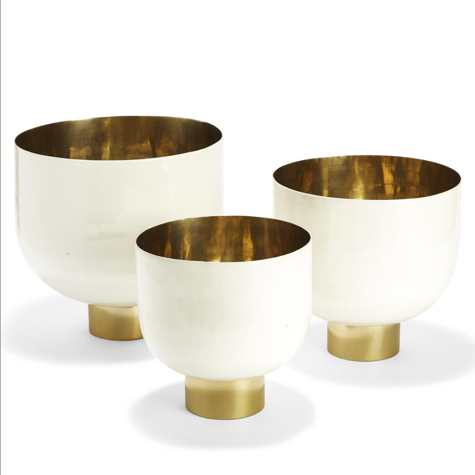 Decorative Hammered Aluminum White Lacquer Bowls with Gold Base - Sm