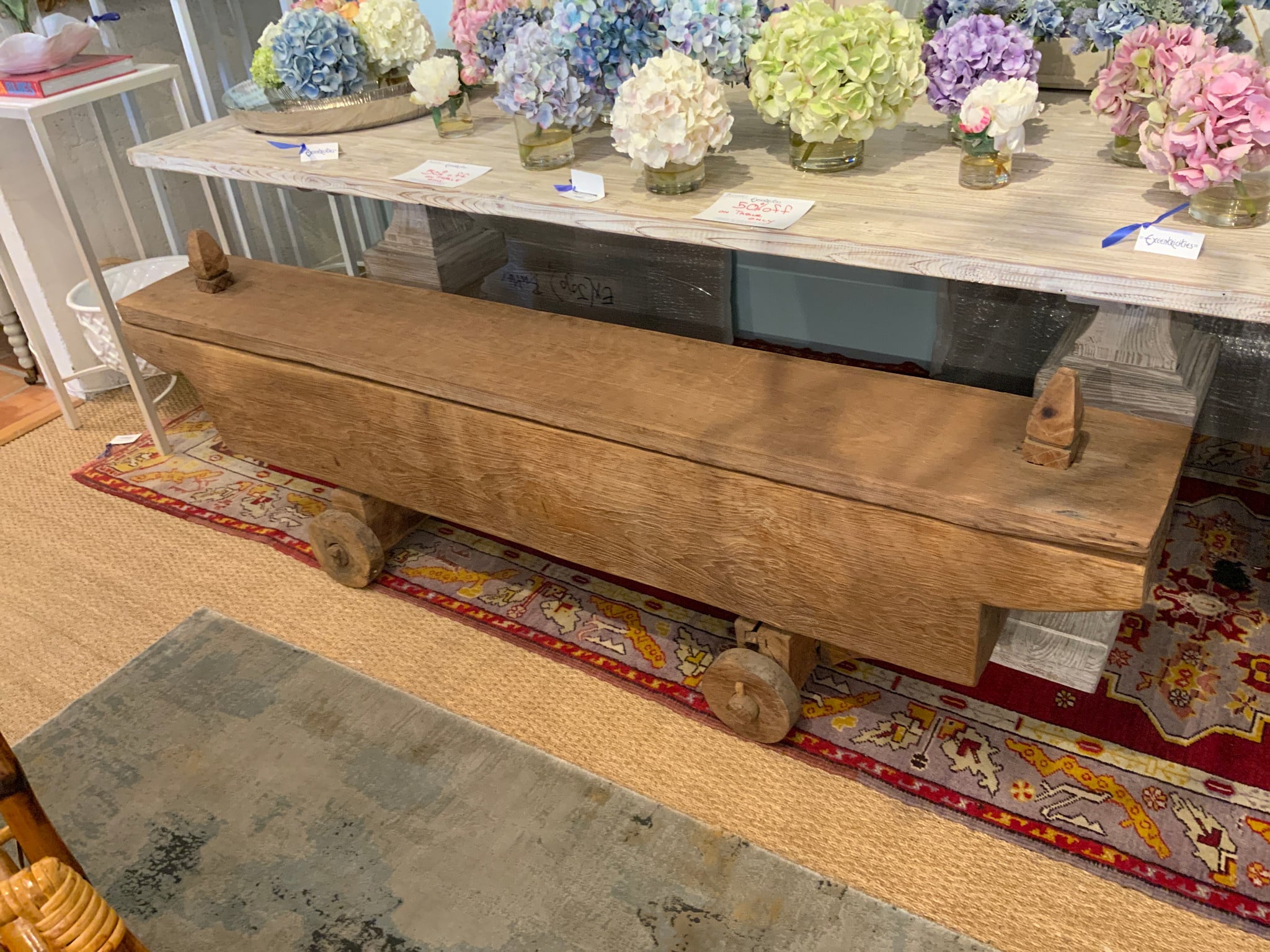ANTIQUE BENCH W/LID & WHEELS 100-125 YR