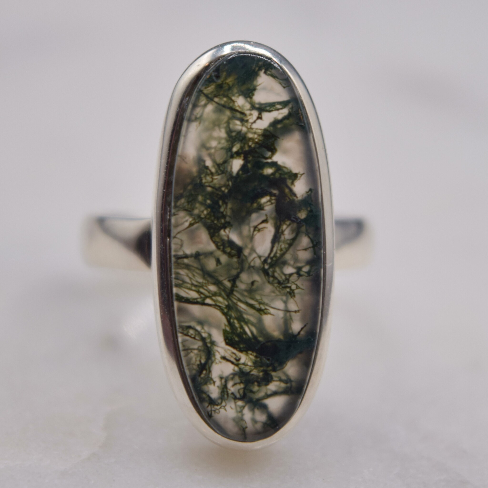 BLB 066 SS Moss Agate 26mm Oval Cab Bezel Set Ring Size 8