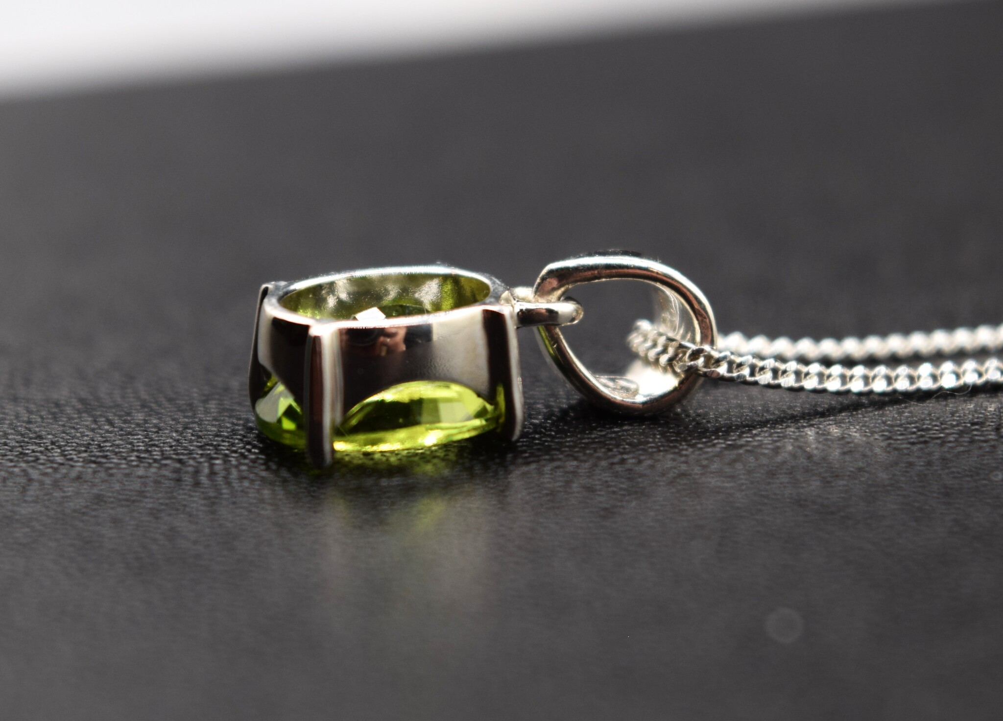 SS Peridot 10mm Faceted Oval Prong Set Pendant on 18" Chain