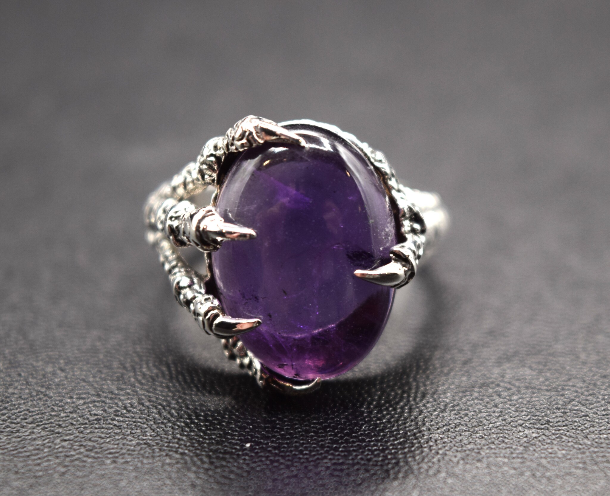 GDS 035 SS Amethyst 14x17mm Oval Cabochon Oxidized Talon Prong Ring Size 9