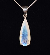 VIT 005 Rainbow Moonstone Teardop Pendant With 18" Chain