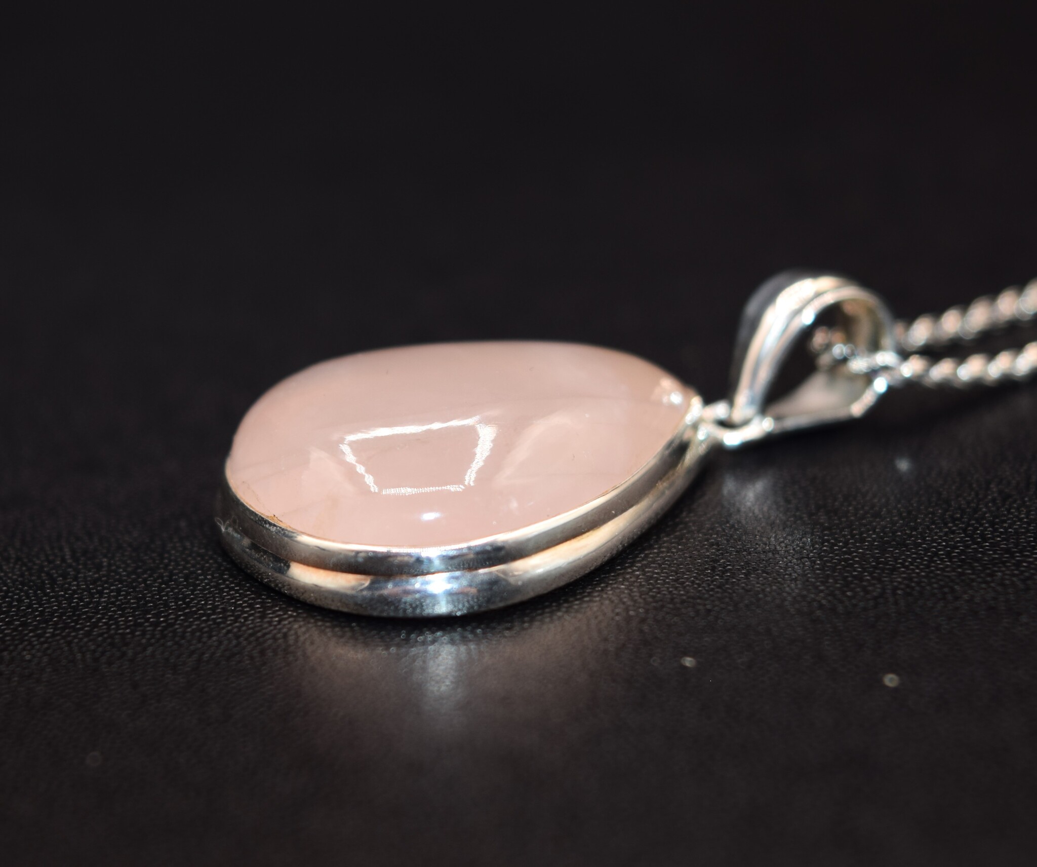 BLB 066 SS Rose Quartz 23x28mm Pear-Shaped Cabochon Bezel Set Pendant