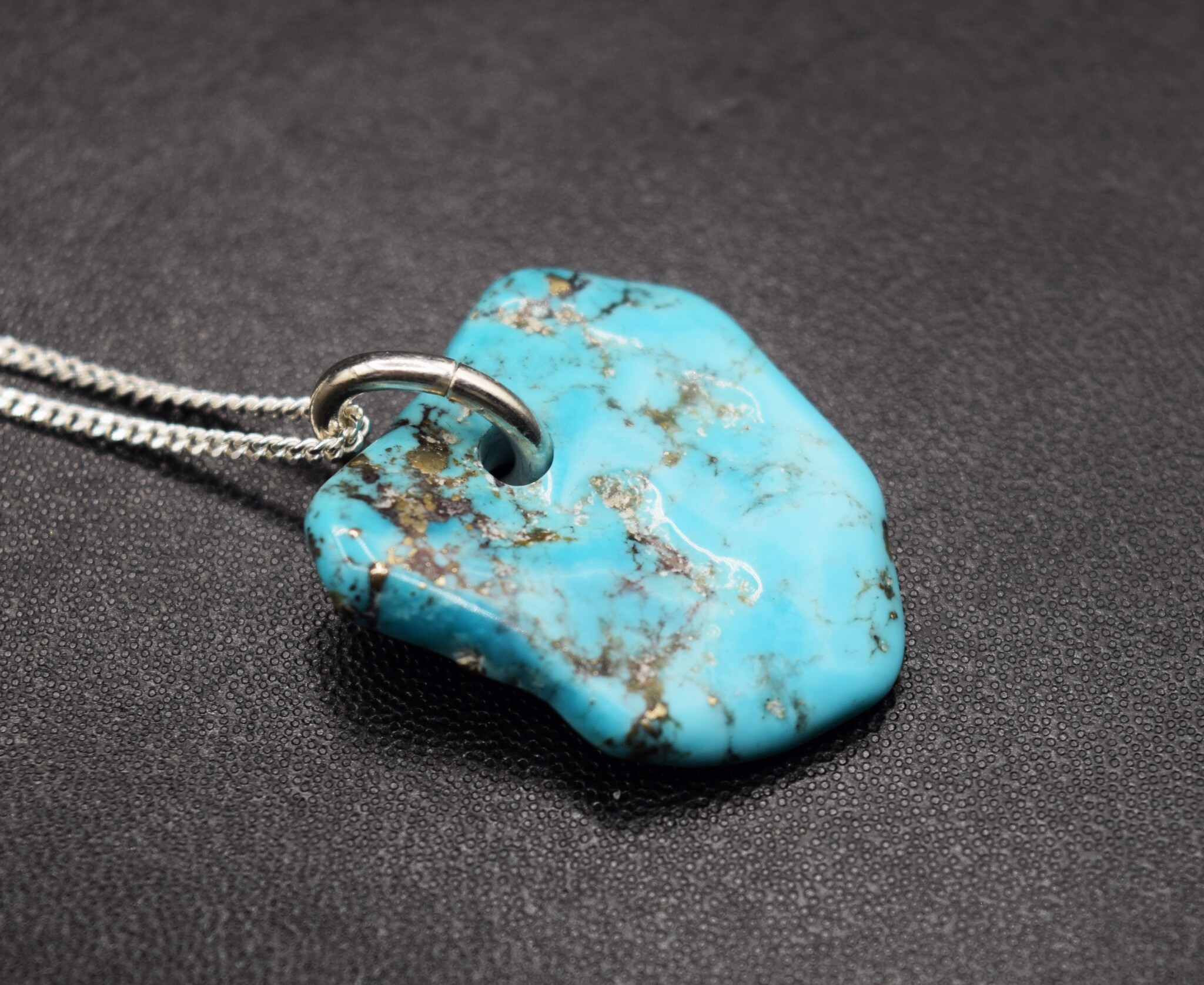 SS Turquoise Nugget 25x23mm Drilled w/Silver bail and 18" Gourmette Chain Necklace