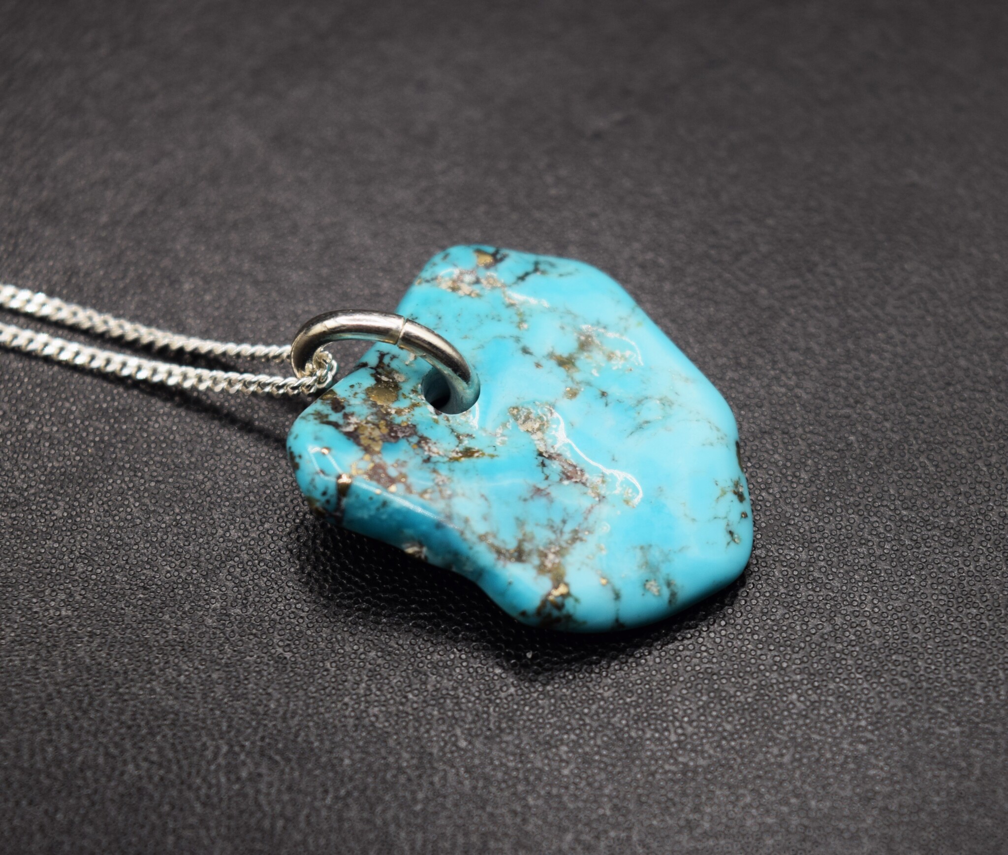 SS Turquoise Nugget 25x23mm Drilled w/Silver bail and 18" Gourmette Chain Necklace