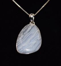 SAF 006 SS Blue Lace Agate 29mm Pendant With 18" Chain